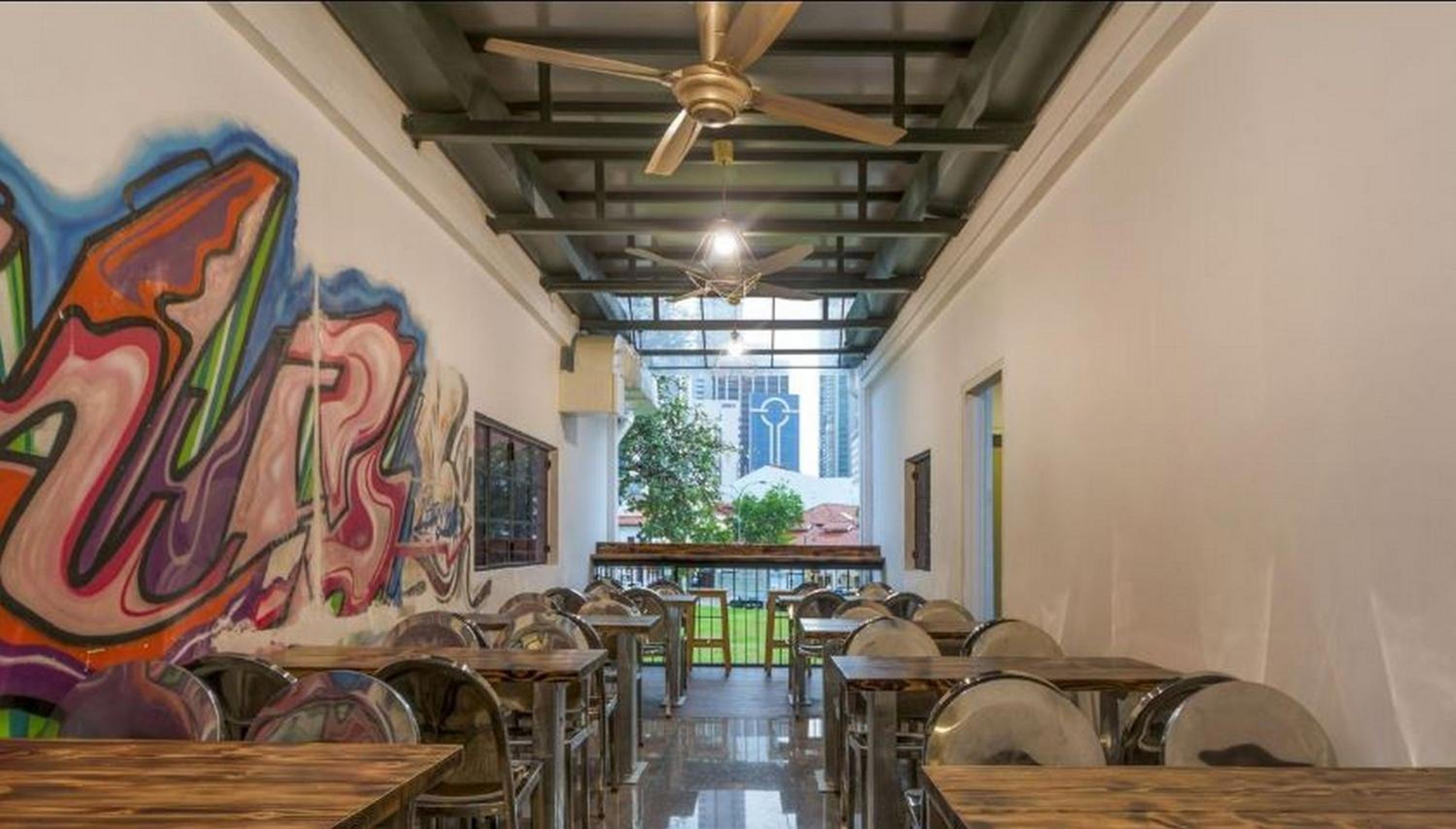 BEAT Arts Hostel at Chinatown