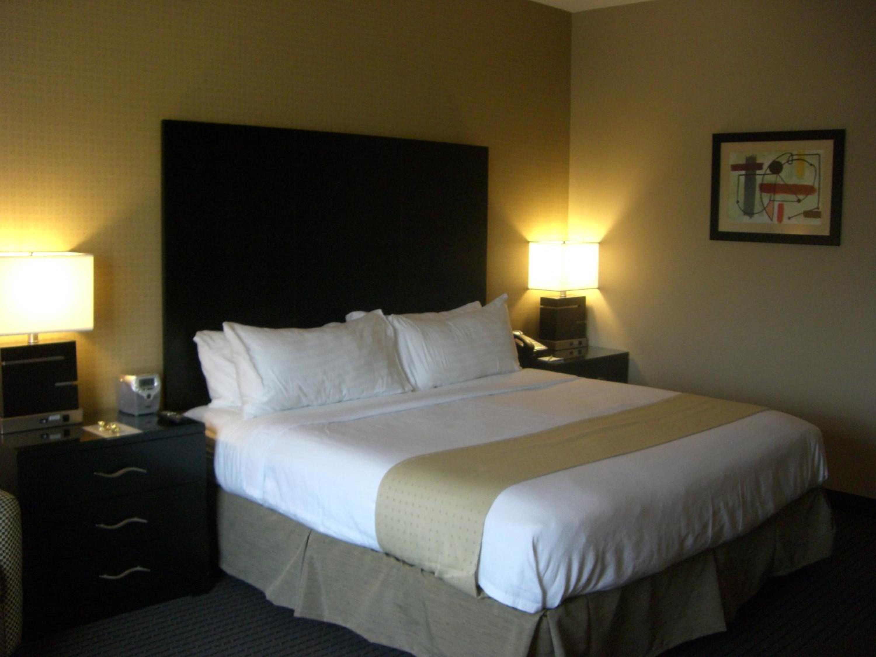 Minneapolis / St Paul Vacations - Holiday Inn St. Paul Northeast - Lake Elmo, an IHG Hotel - Property Image 2