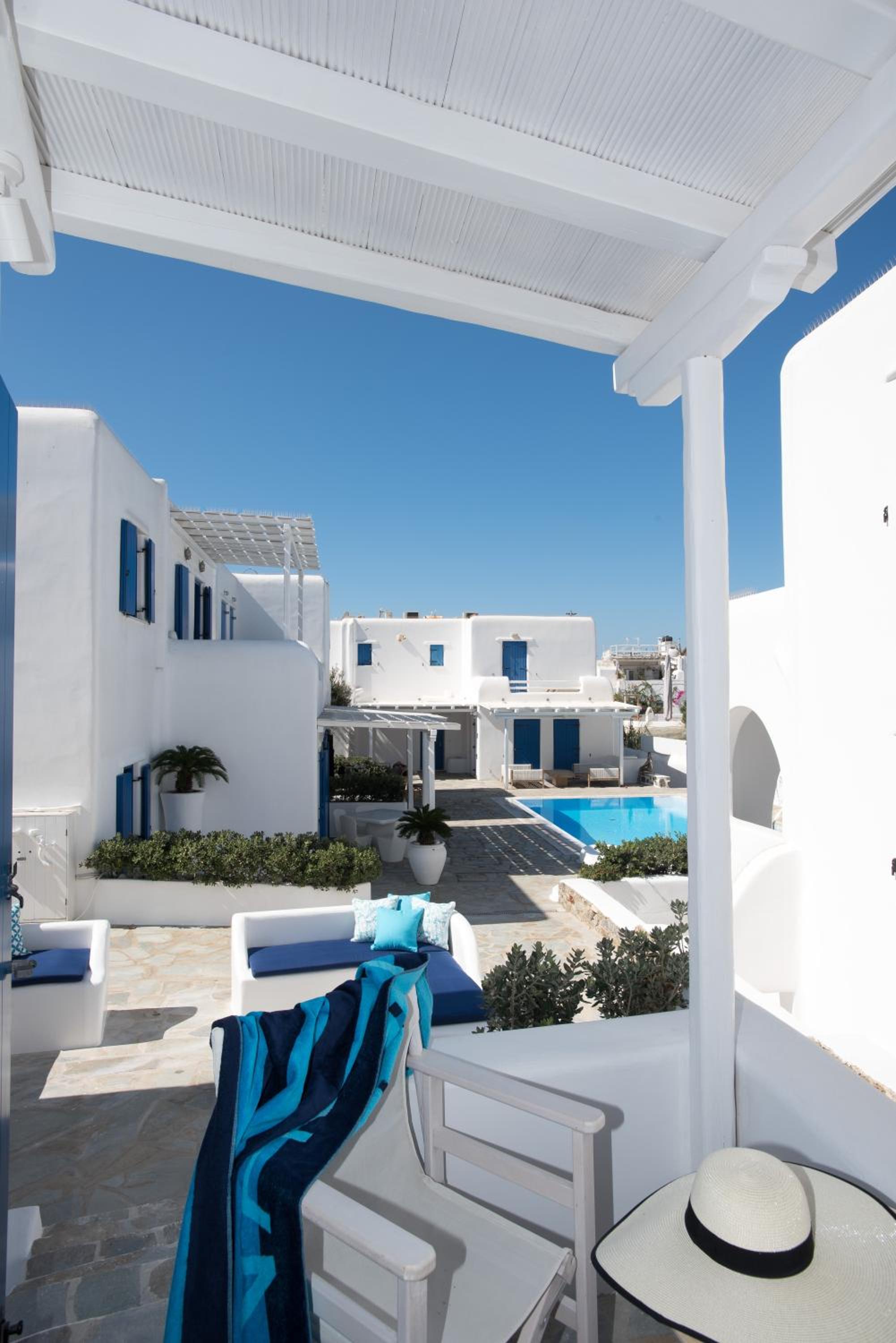 Olive Tree & Capari Mykonos Town Homes & Apartments with Pool! view 4