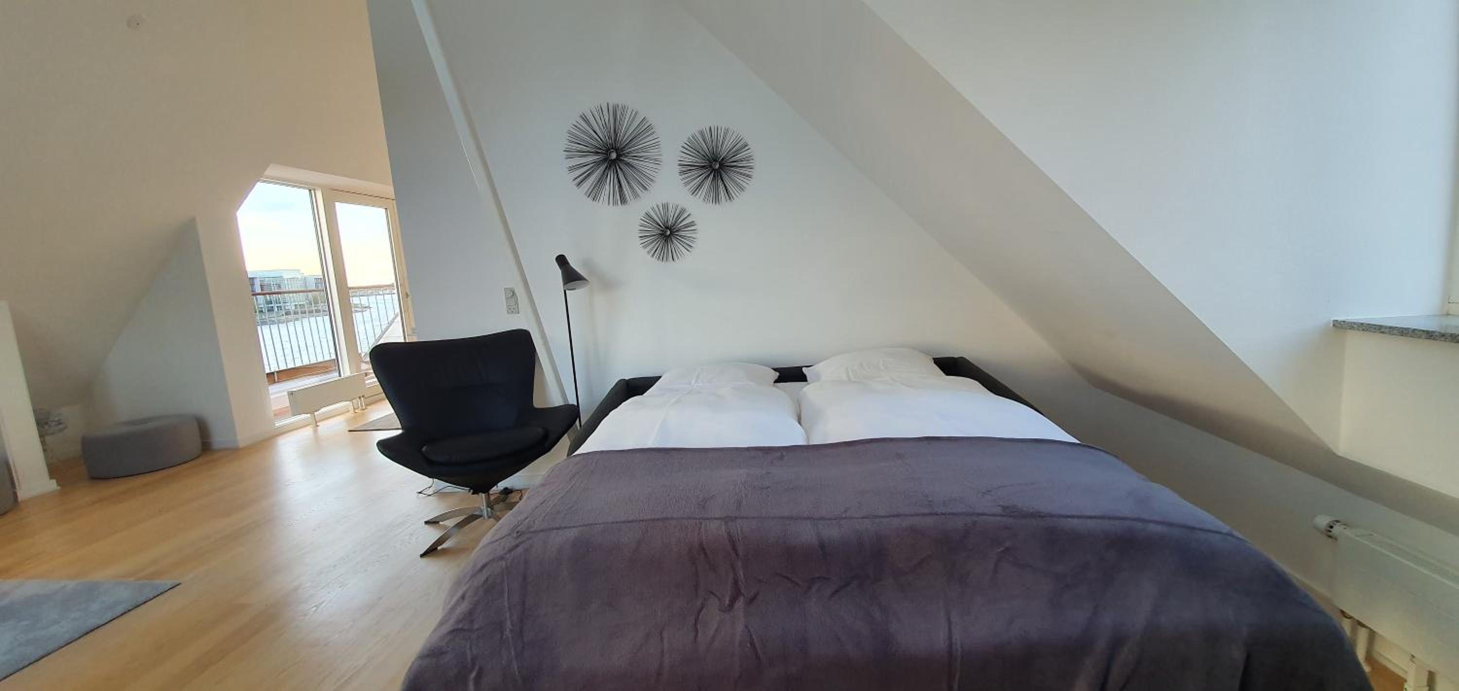 Harbour Penthouse, photo 18