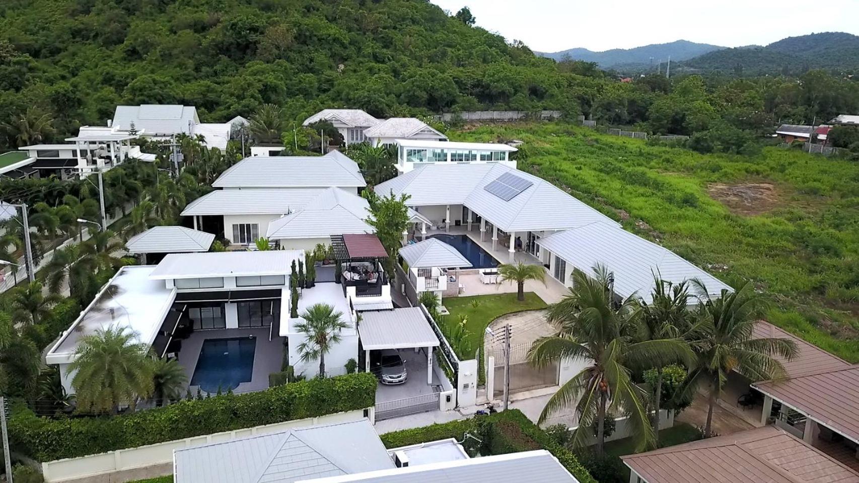 Sea Breeze Villas Hua Hin view 4