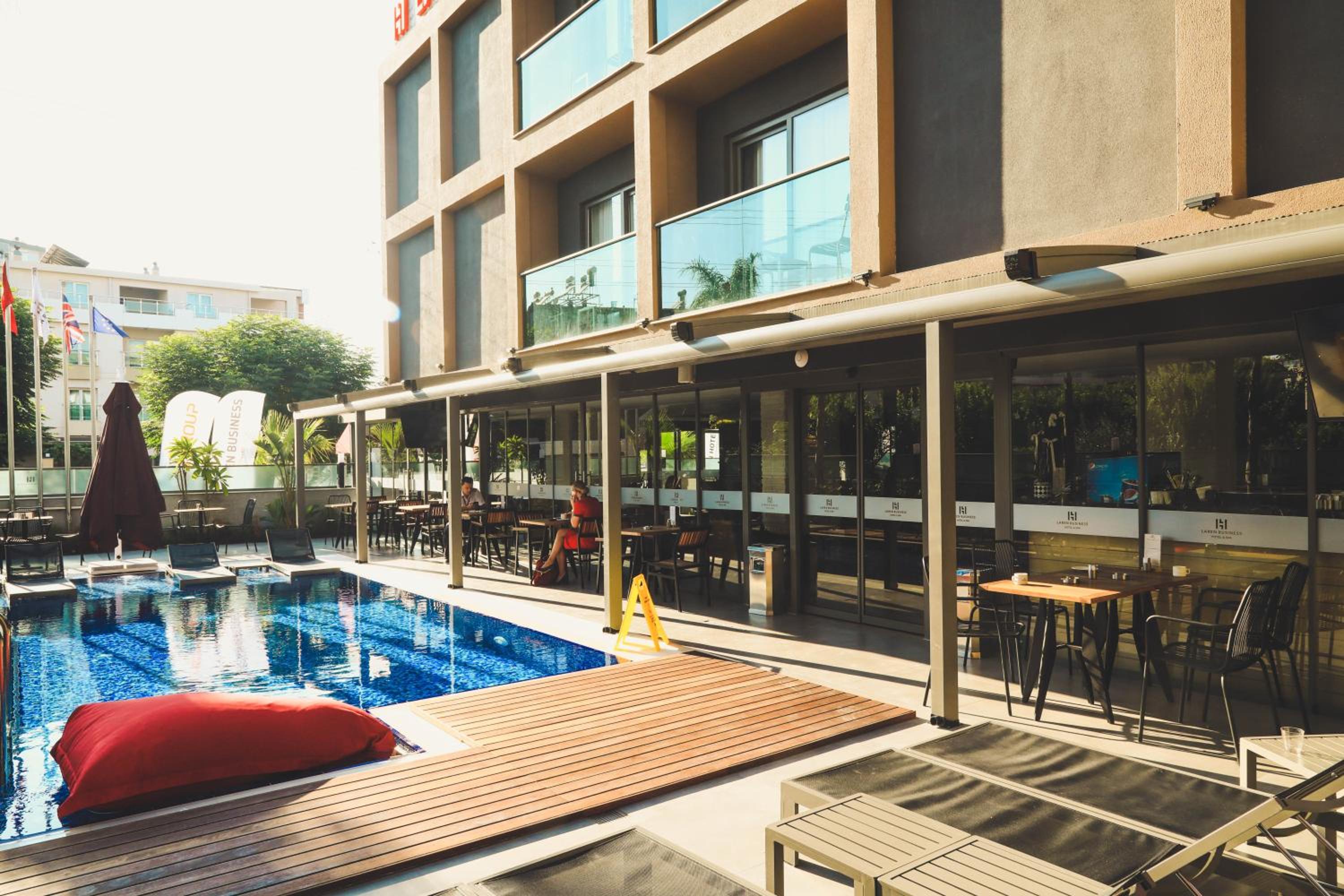 Laren Sea Side Hotel Spa - Image 72