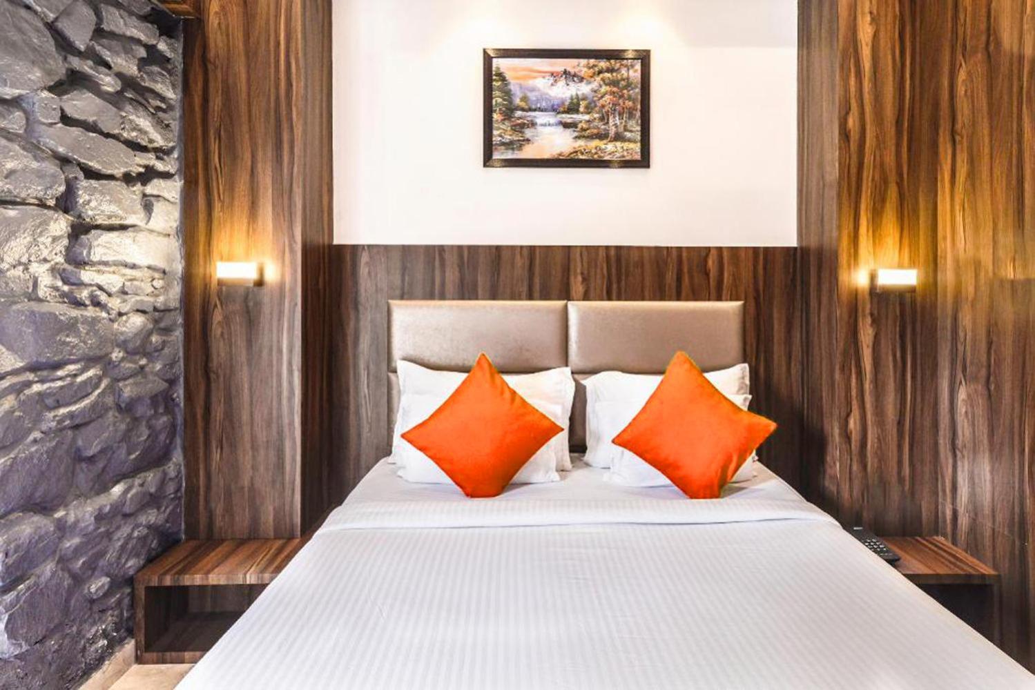 Mumbai Vacations - Hotel Sea Grand, Colaba - Property Image 6