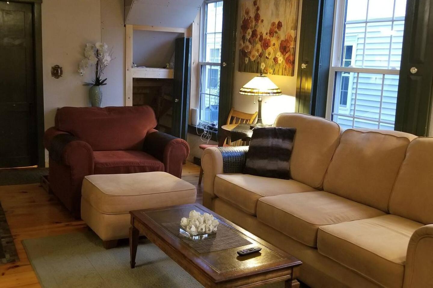 lounge