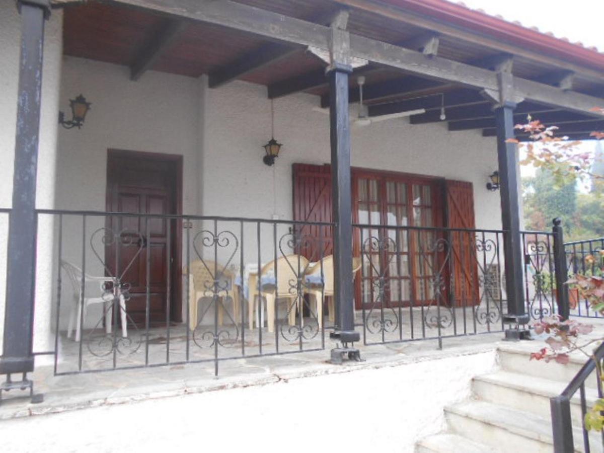 Next to the Aliartos Gardens view 5