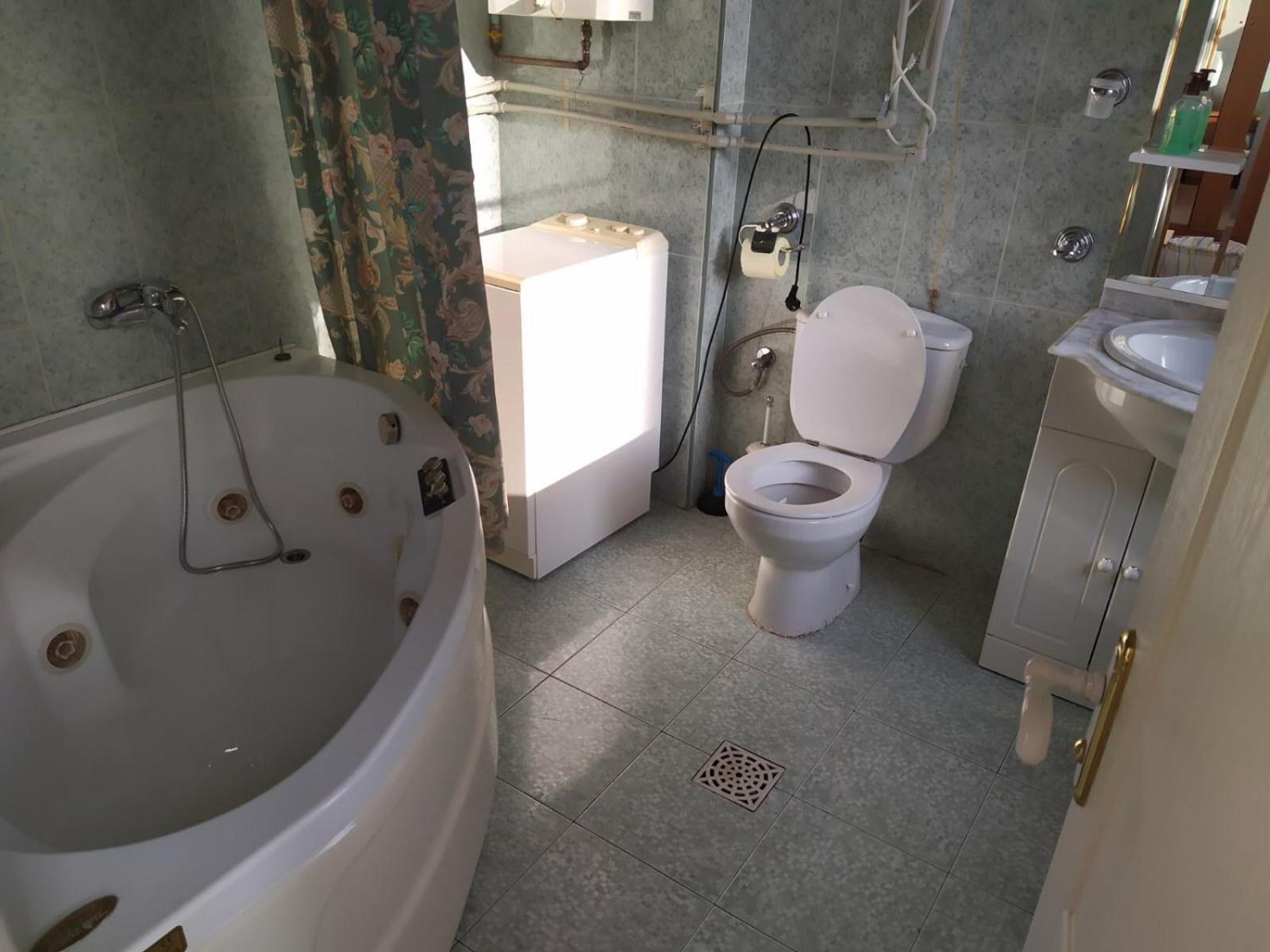 Lux in the center with Jacuzzi Most City Area view 2