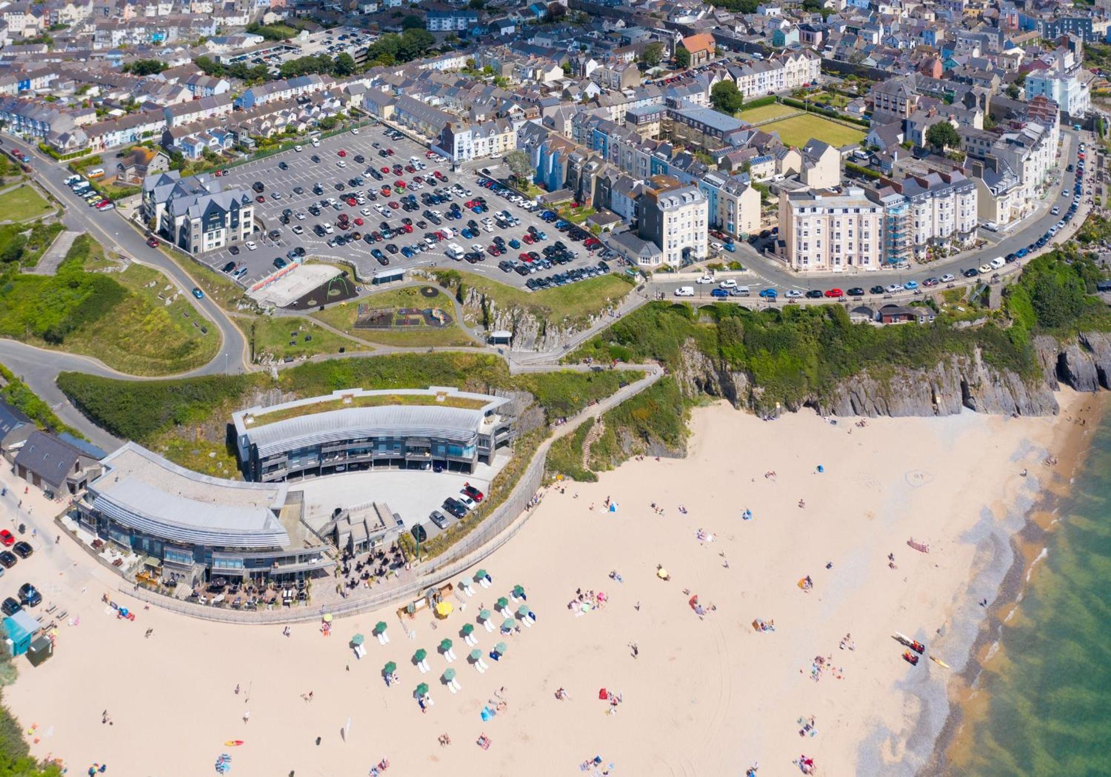 7 Waterstone House - Luxury Apartment Overlooking South Beach, Tenby view 5