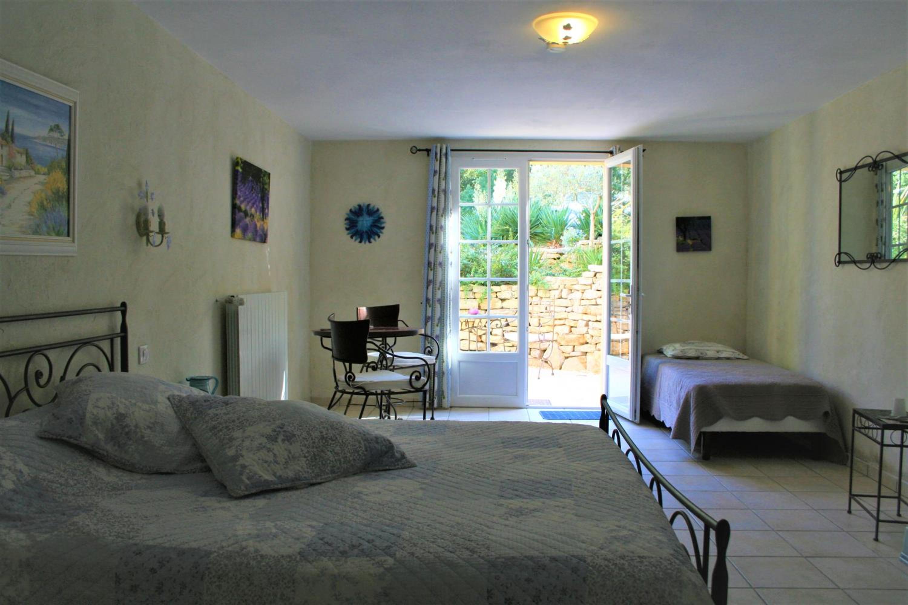 Photo 26
