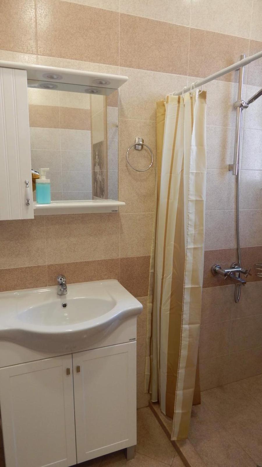 Serdika station, bright and cozy apartment