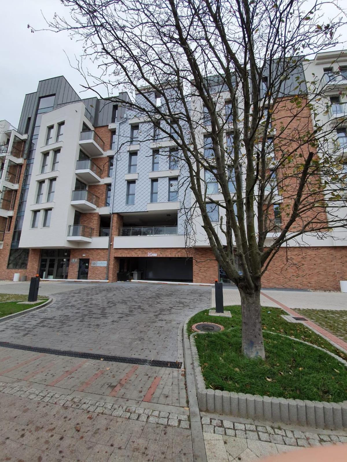 Garden Gates - BillBerry Apartments view 4