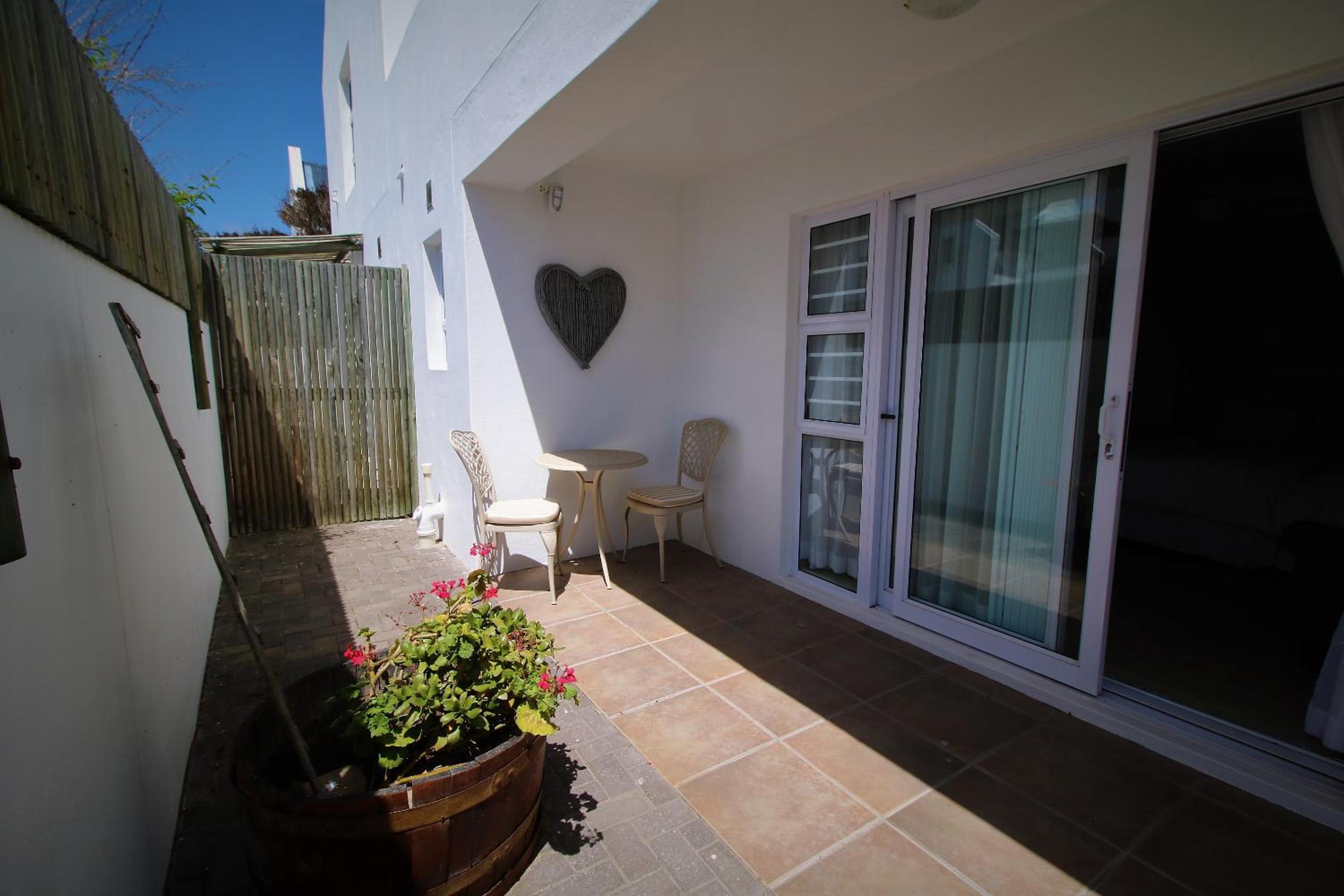 Baywatch Guest House