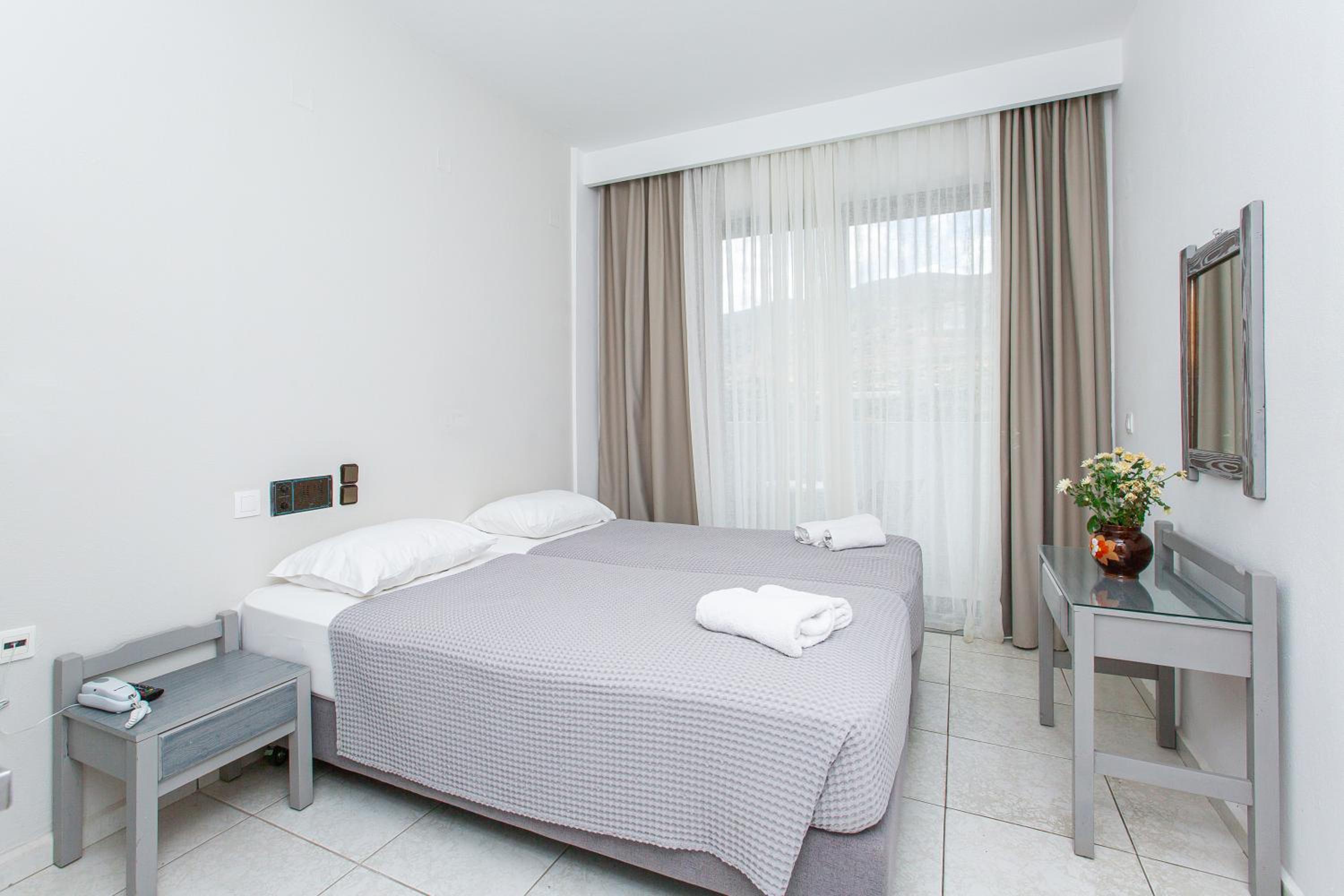 Hermes Hotel