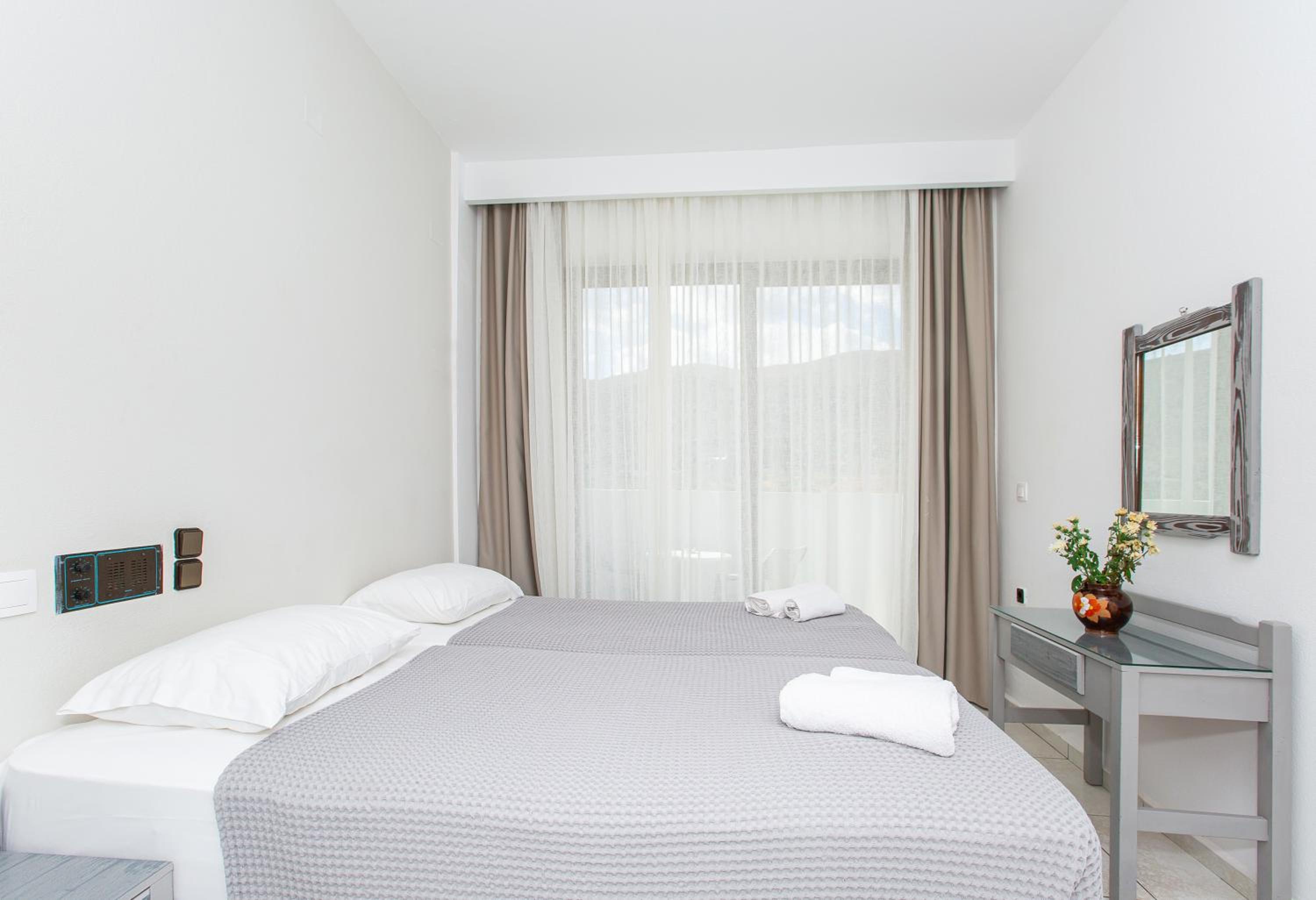 Hermes Hotel