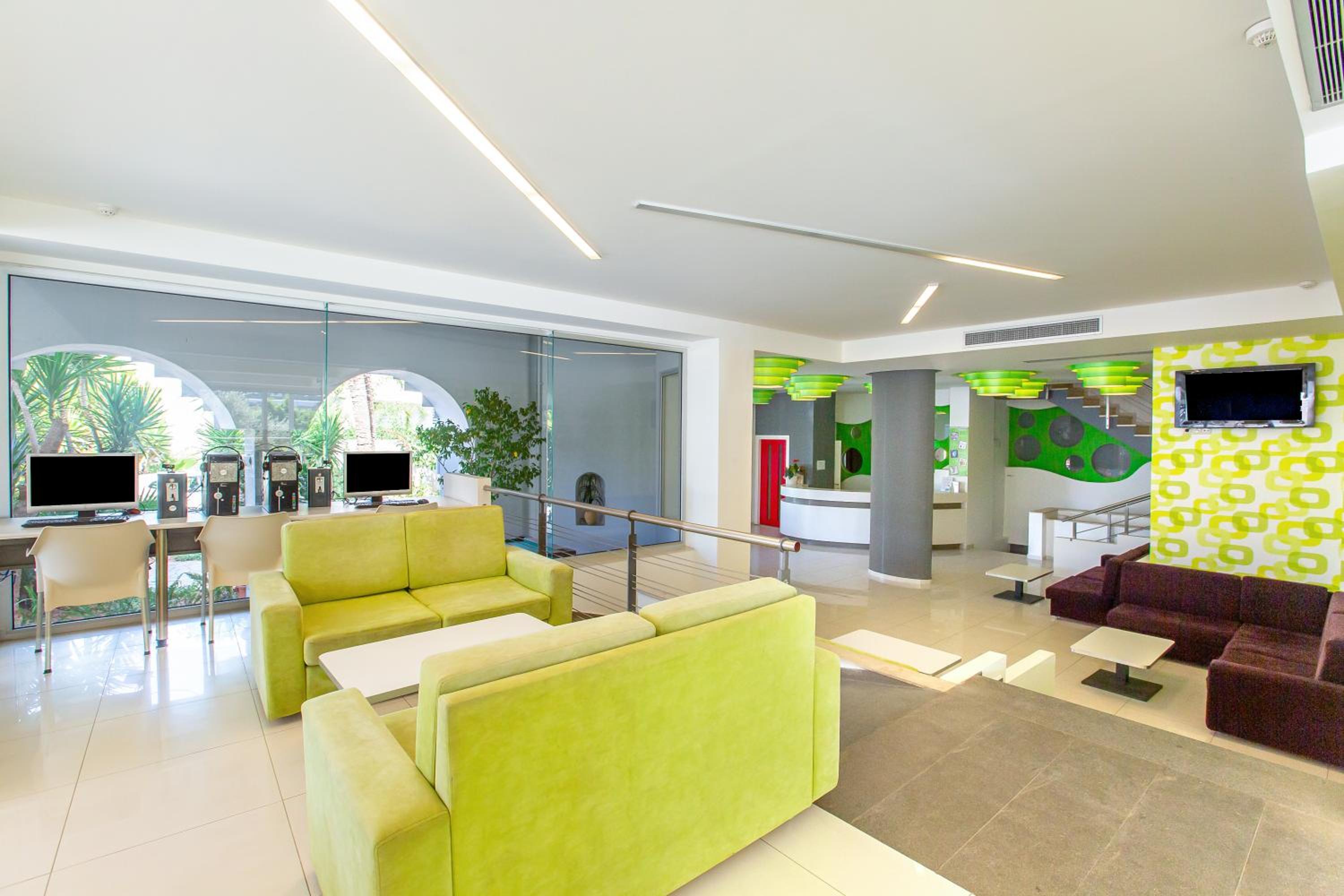 Hermes Hotel