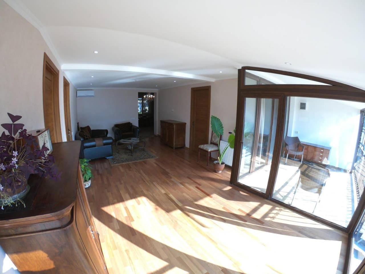 ANAs House