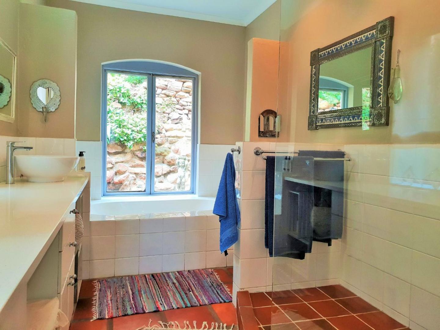 'Cardamom House', Enchanting Vacation Home 2 min from the Beach, Sleeps 5