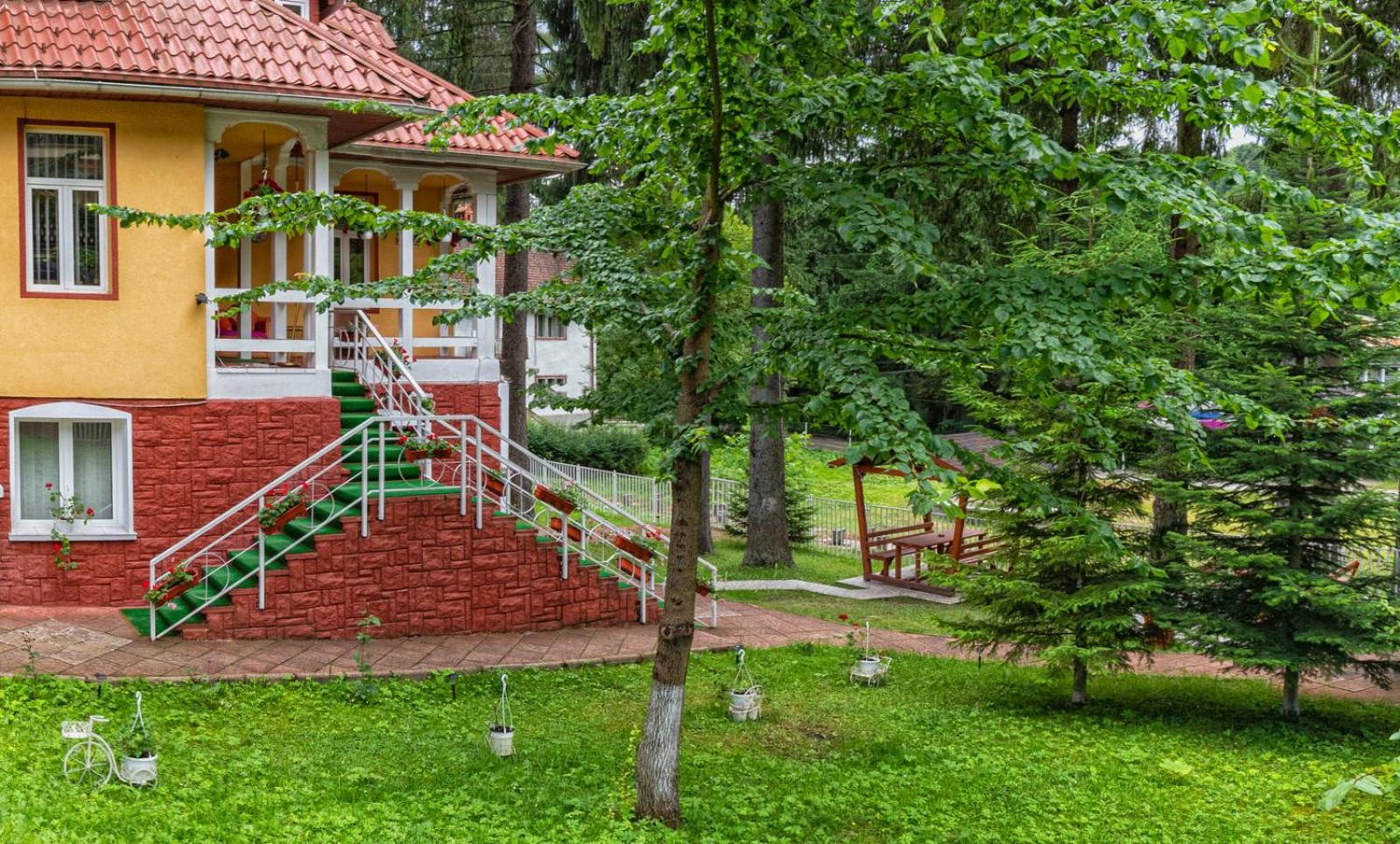 Clermont Sinaia view 3