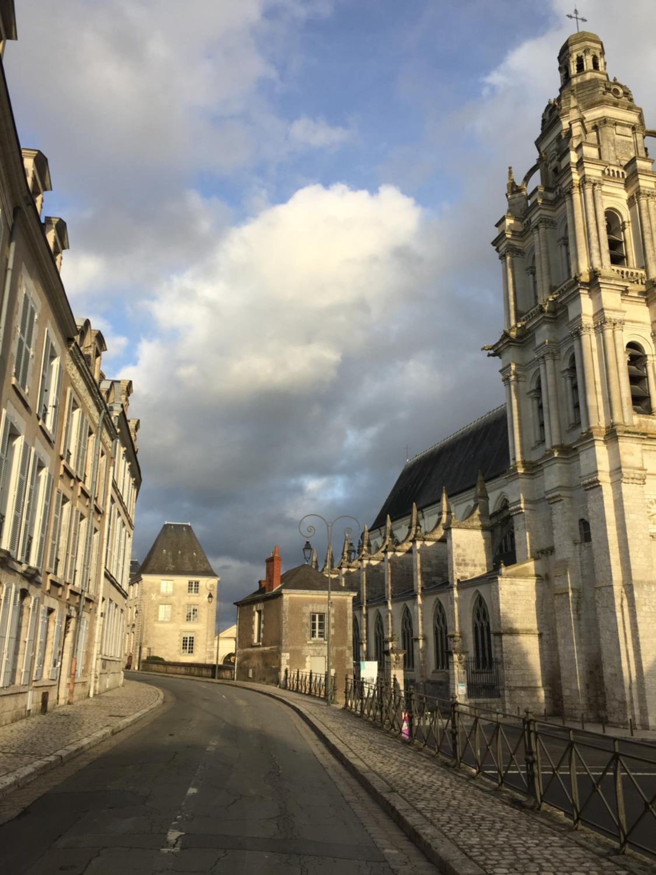 Au 16 Place Saint Louis