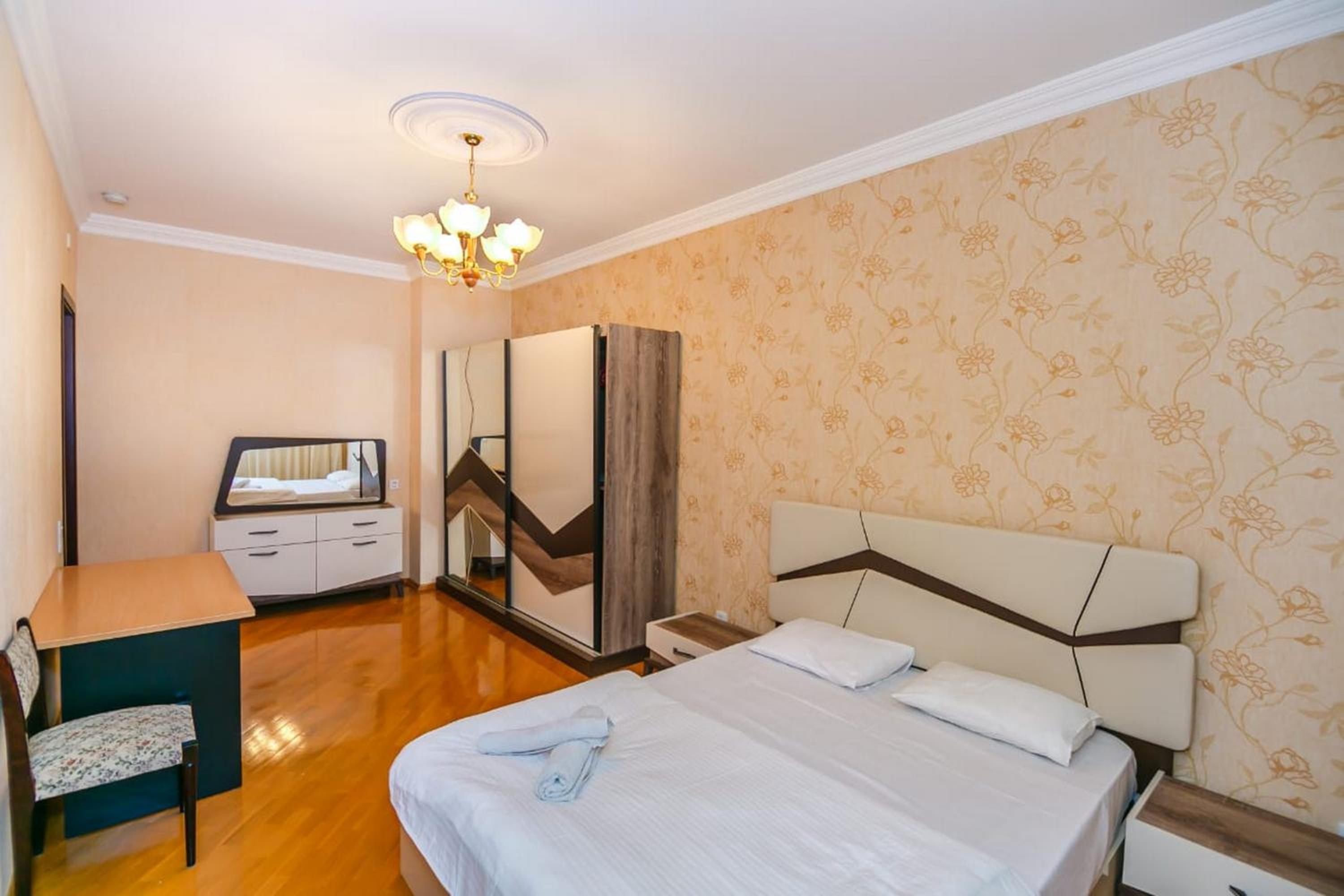 Lux Apartment in Targovi Nizami Street