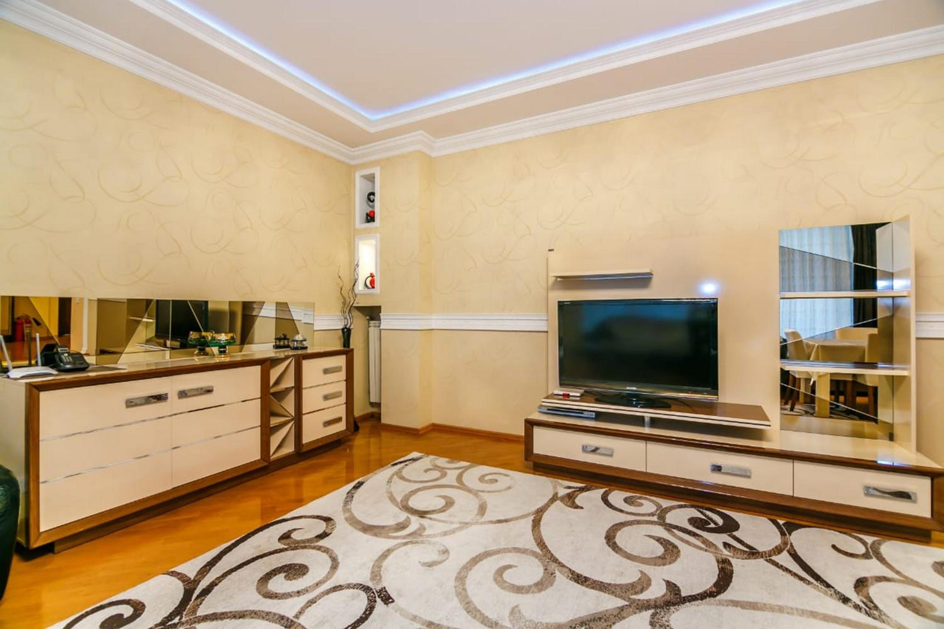 Lux Apartment in Targovi Nizami Street