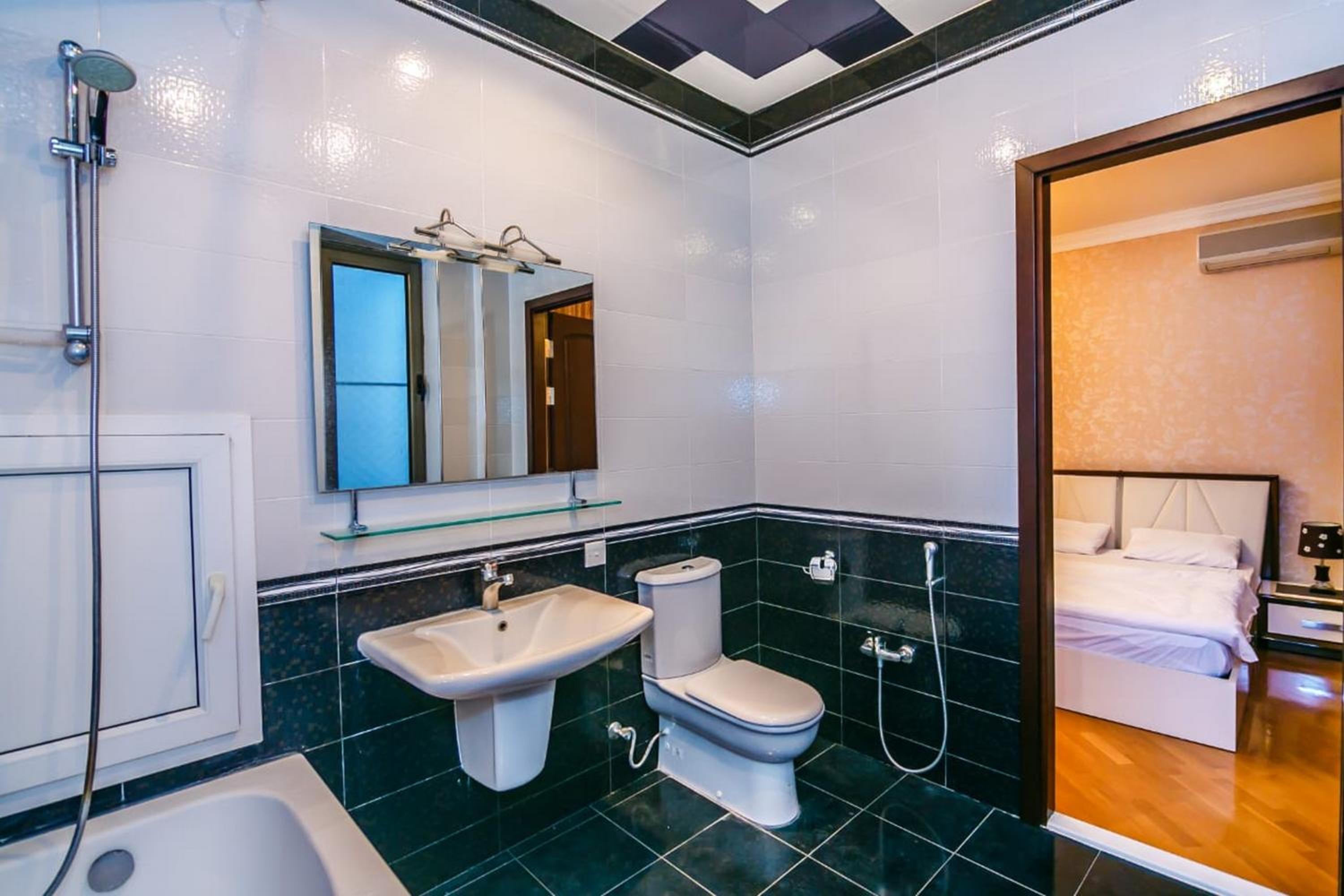 Lux Apartment in Targovi Nizami Street