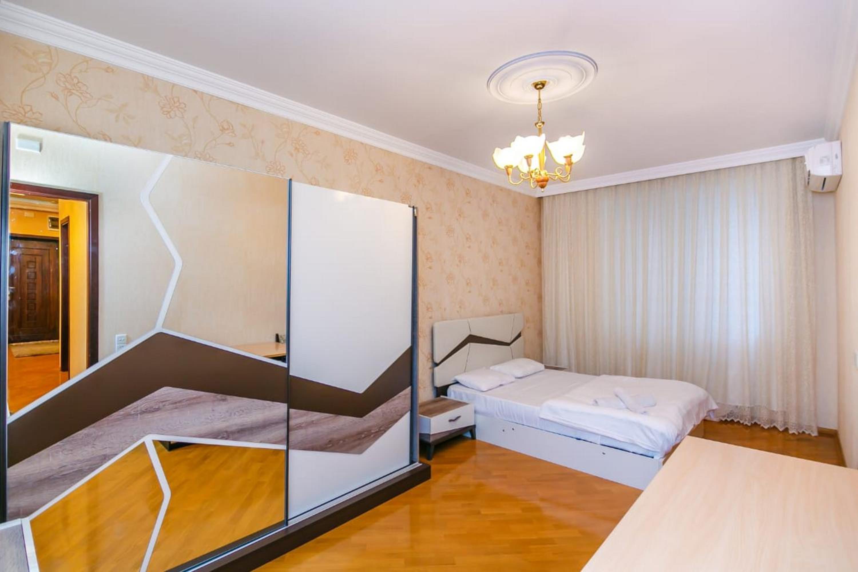 Lux Apartment in Targovi Nizami Street