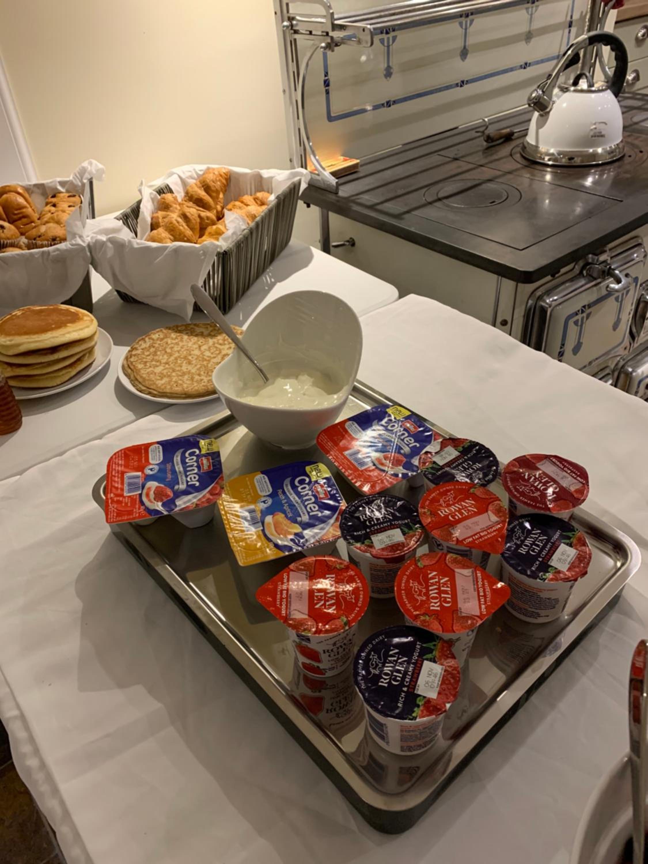 Hotel Taigh Duitseach - Image 1