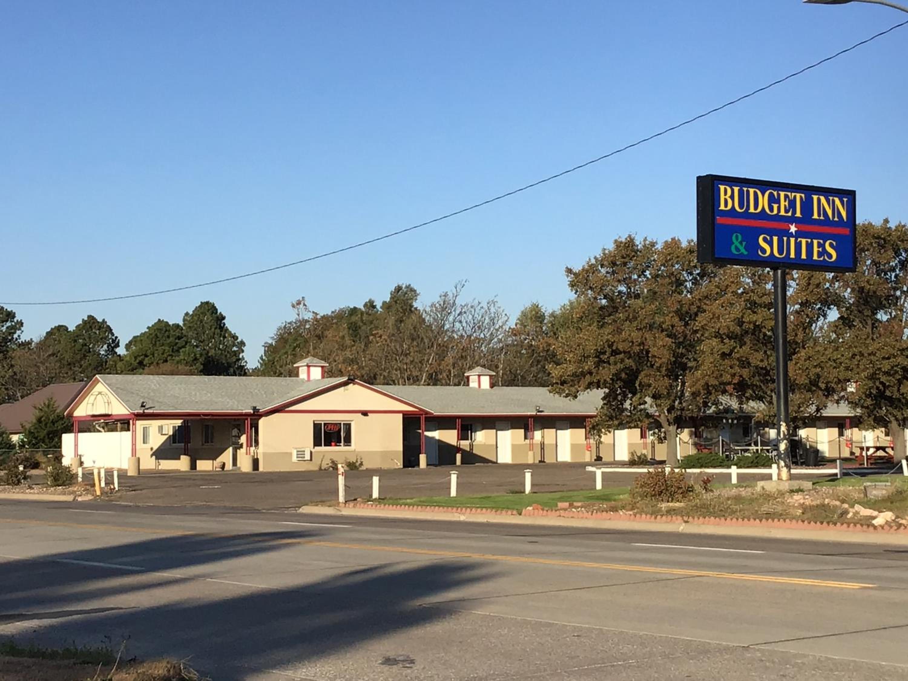 Budget Inn & Suites Colby view 2