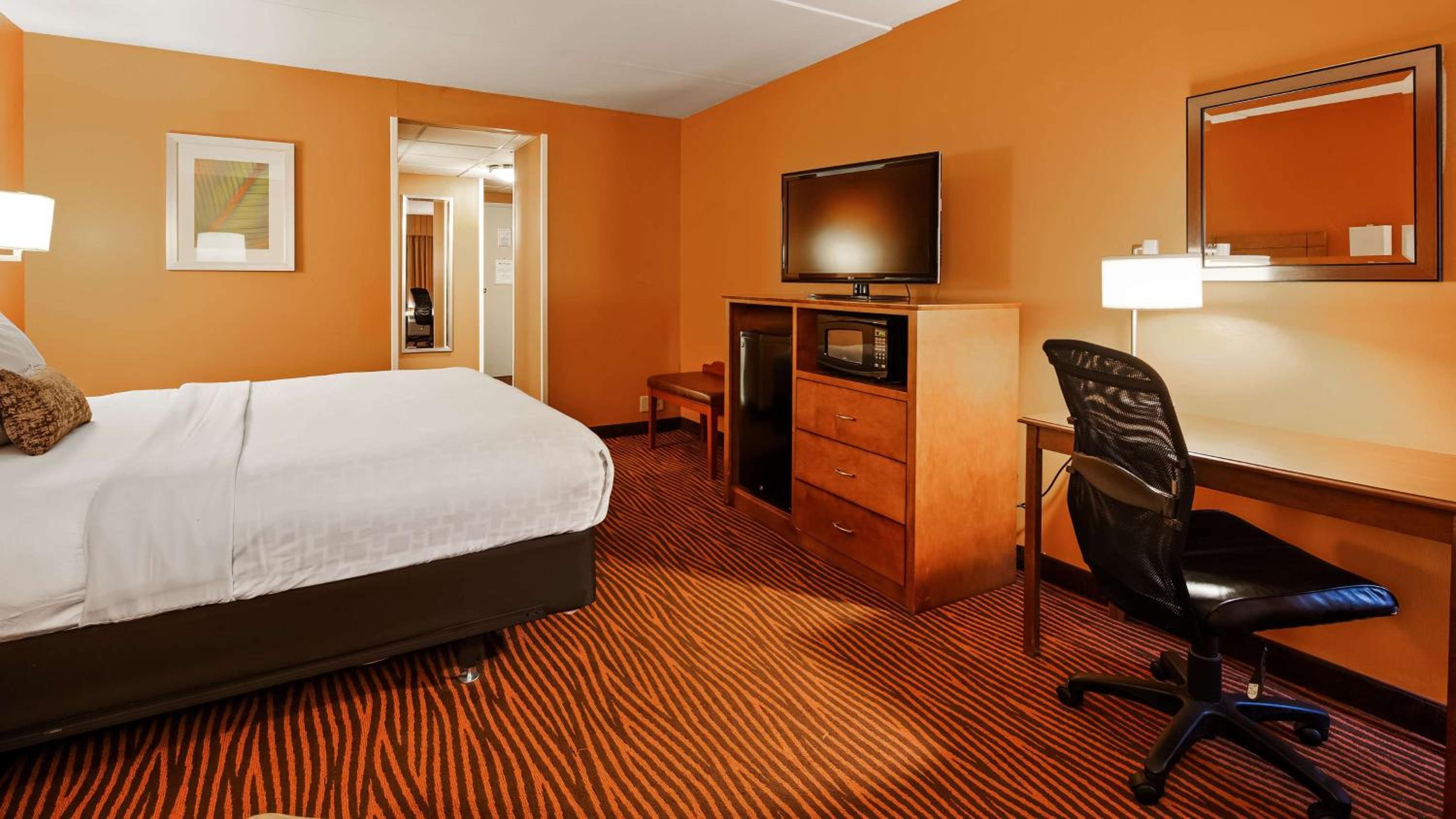 Best Western Executive Hotel New Haven-West Haven - Property Image 1