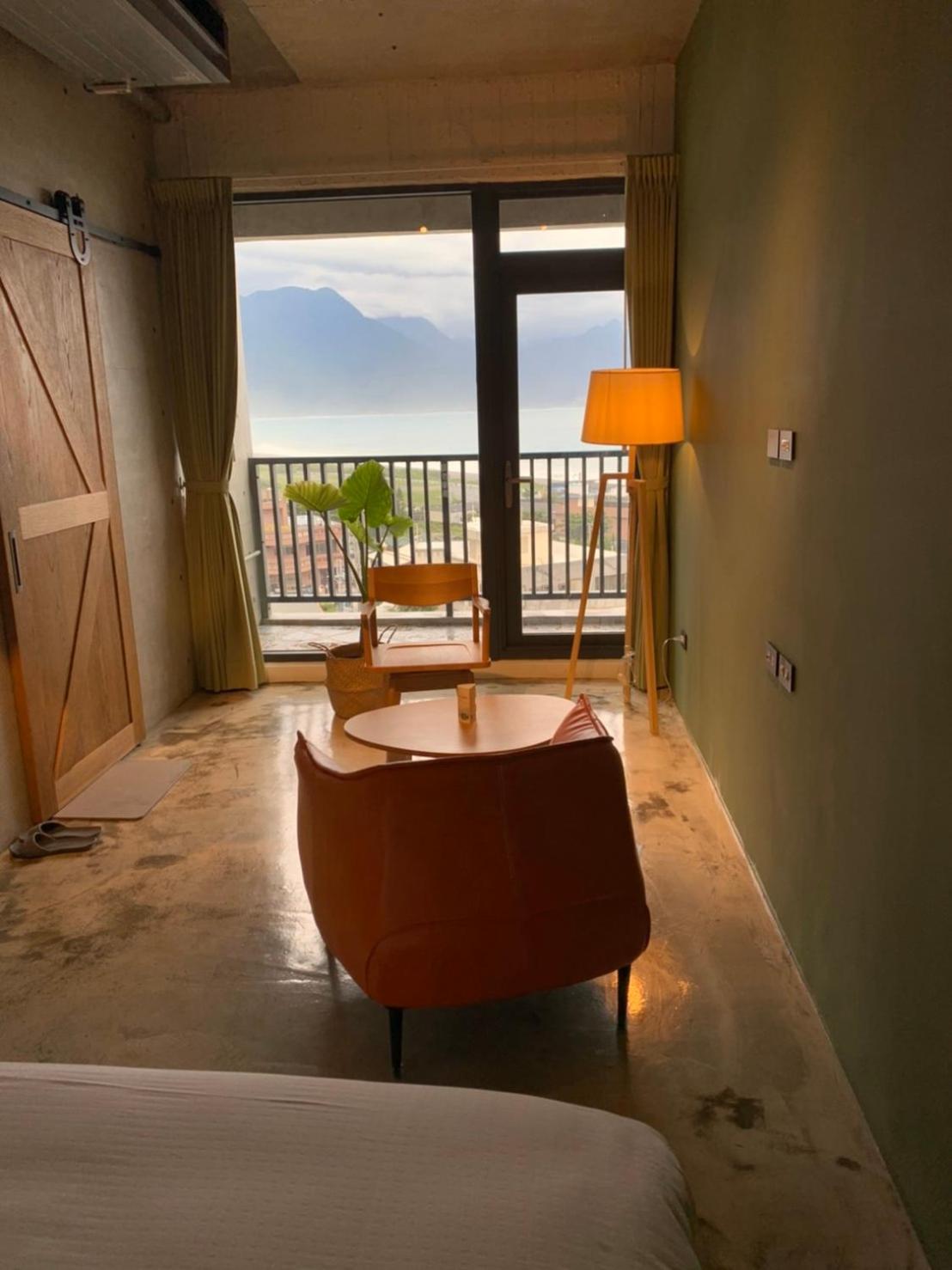 Come Sit Hostel view 5