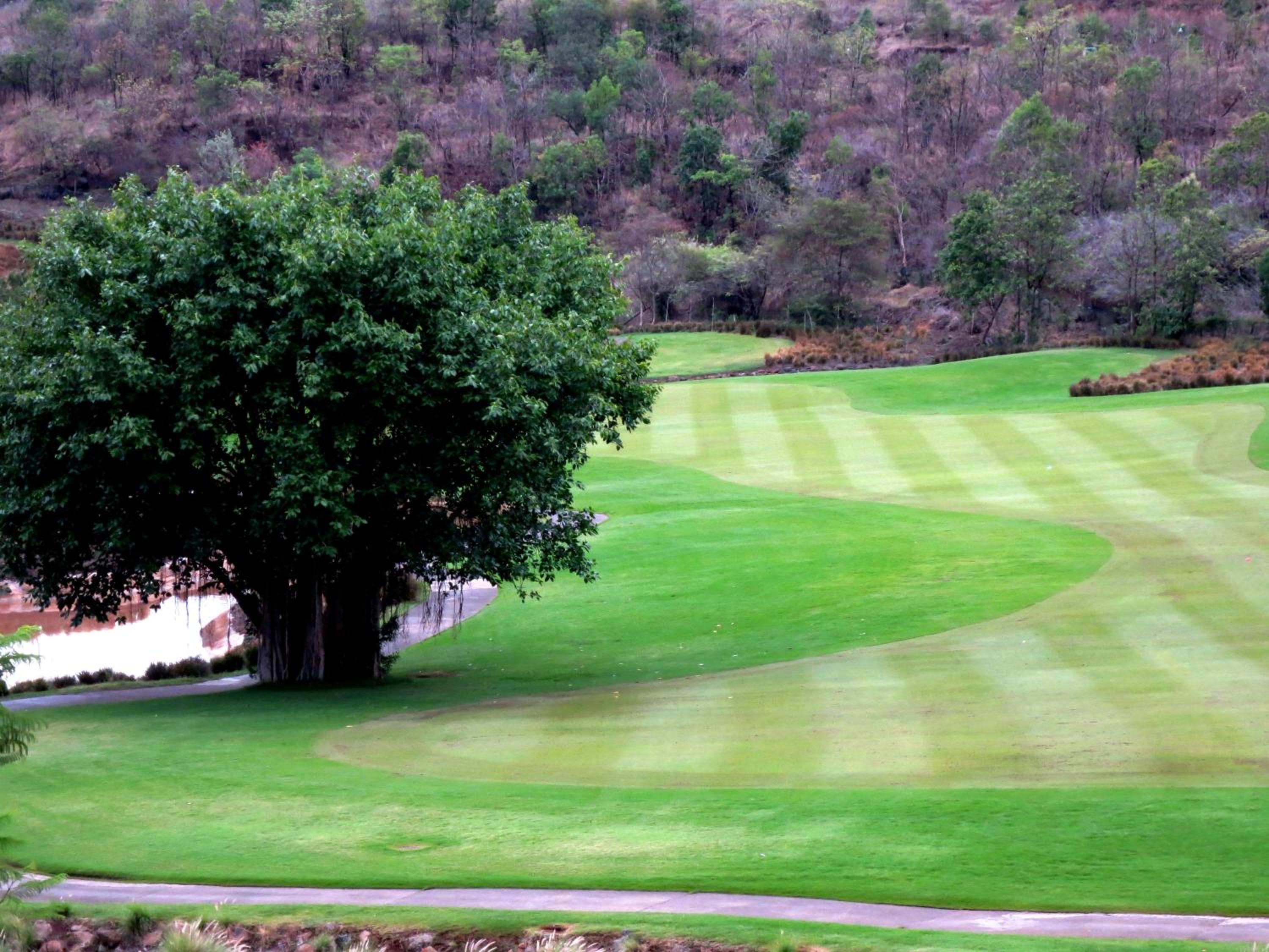 Oxford Golf Resort
