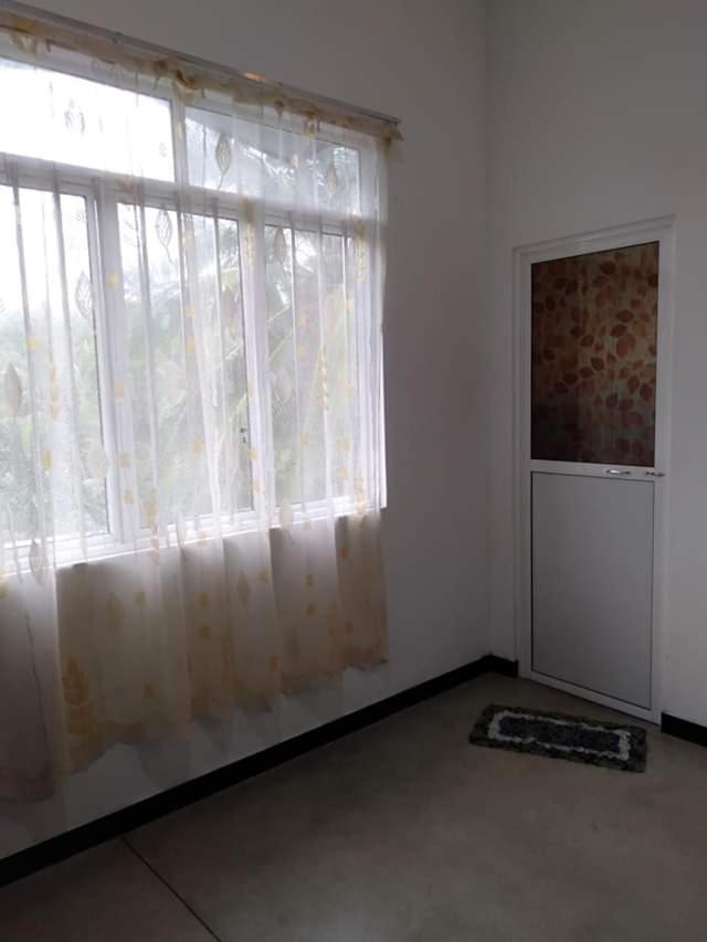 Photo 33