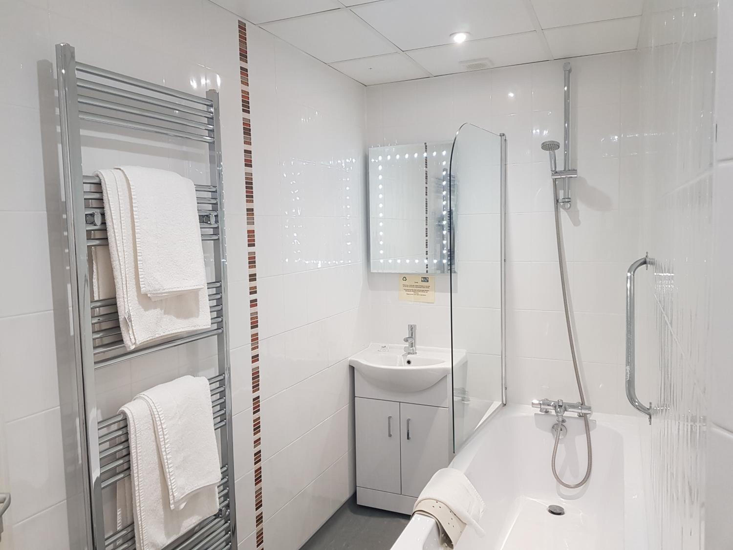 Douglas Vacations - Welbeck Hotel  Apartments - Property Image 7