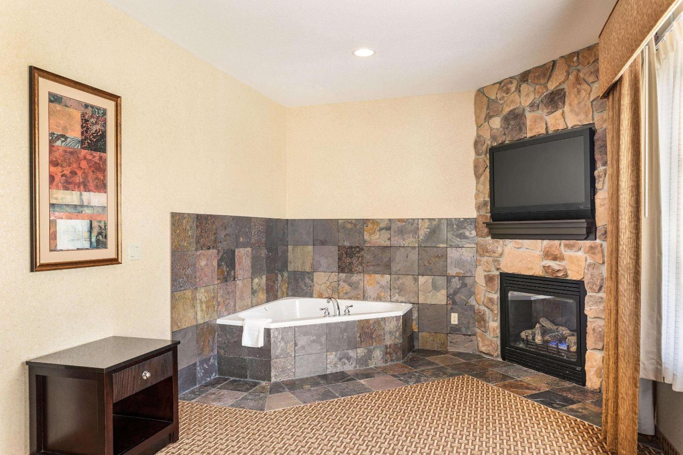 Moses Lake Vacations - Comfort Suites Moses Lake - Property Image 4