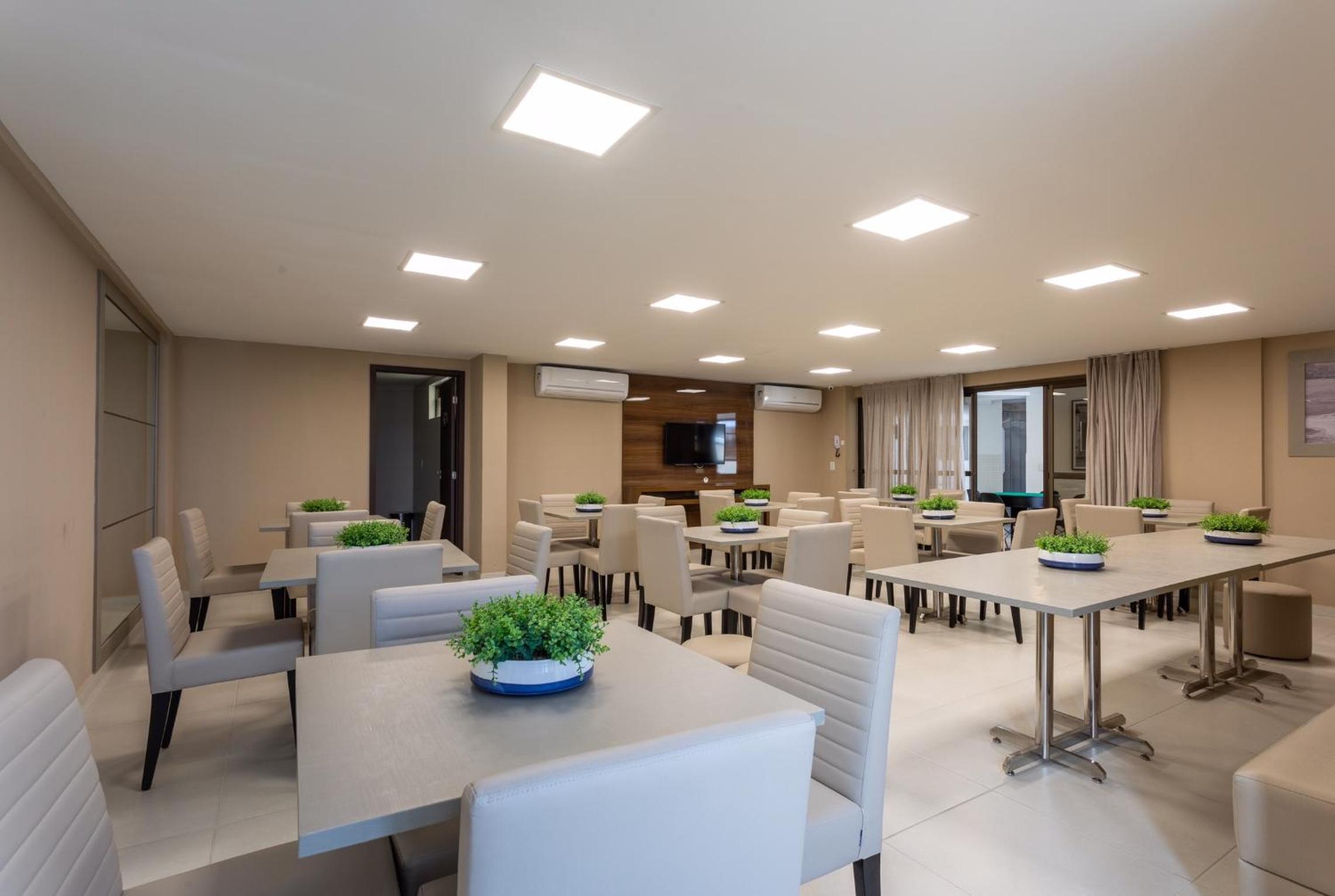 Apartamento NOVO - Beira mar de Intermares