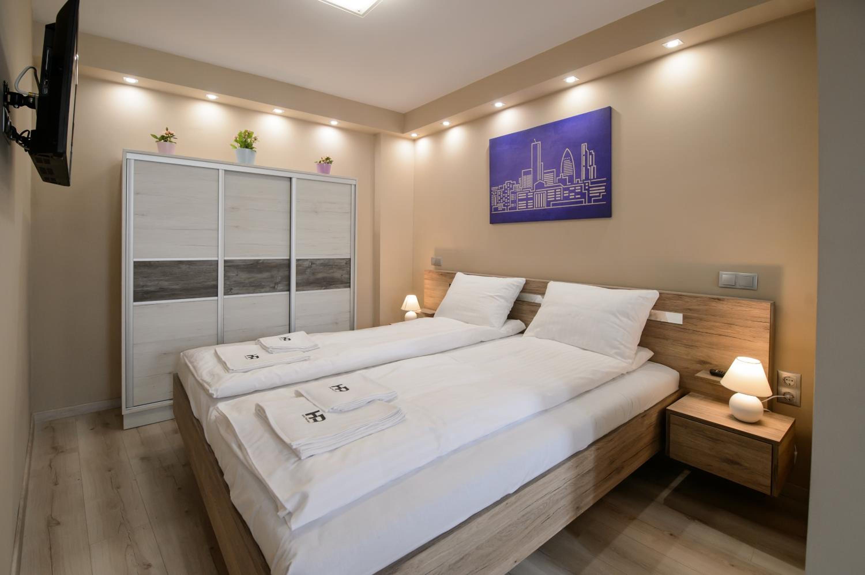 HR Apartmanház view 4