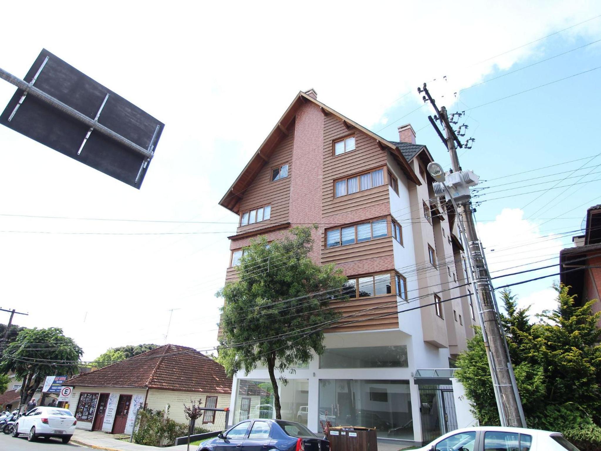 400 metros, Rua Coberta - Centro - Solar da encosta