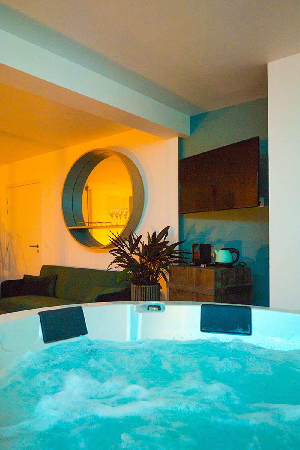 Jacuzzi