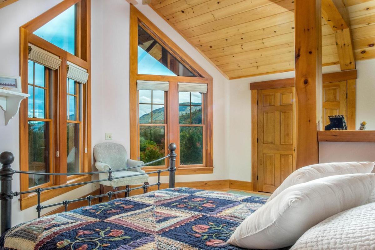 THE MANSION on 5 Acres Overlooking Sunday River view 4