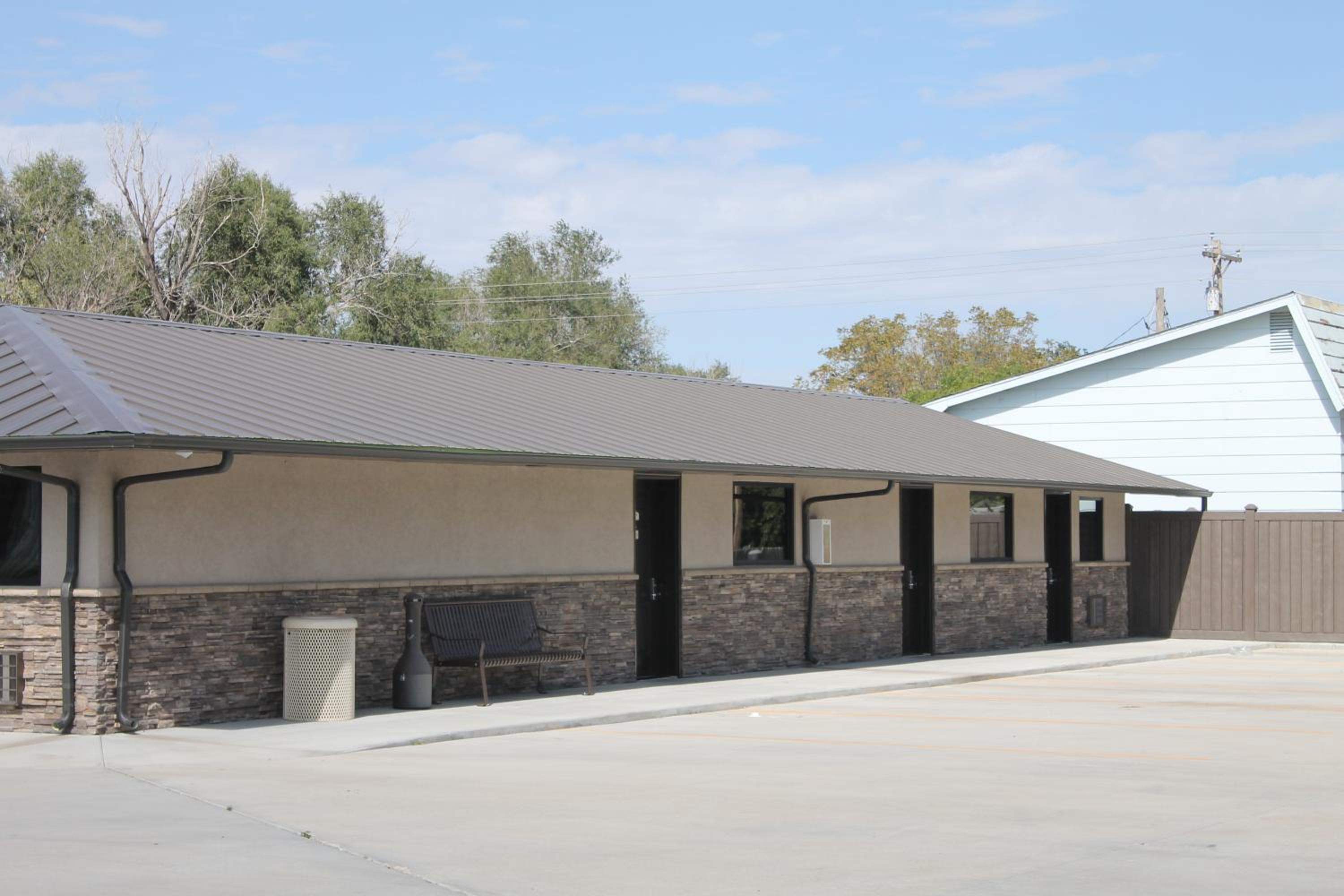 Boarders Inn & Suites by Cobblestone Hotels - Syracuse