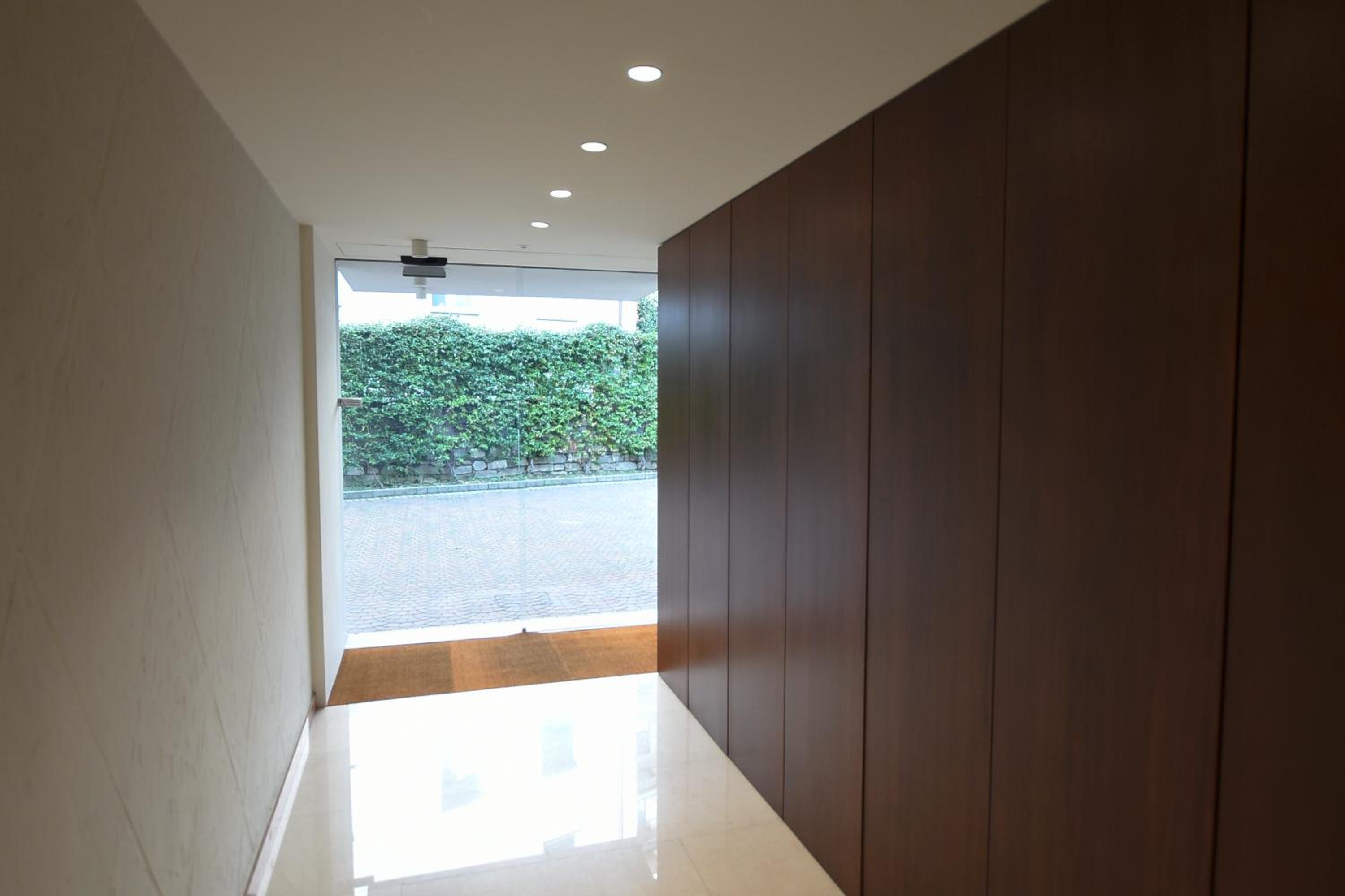 Lake Como Holiday Apartments view 3