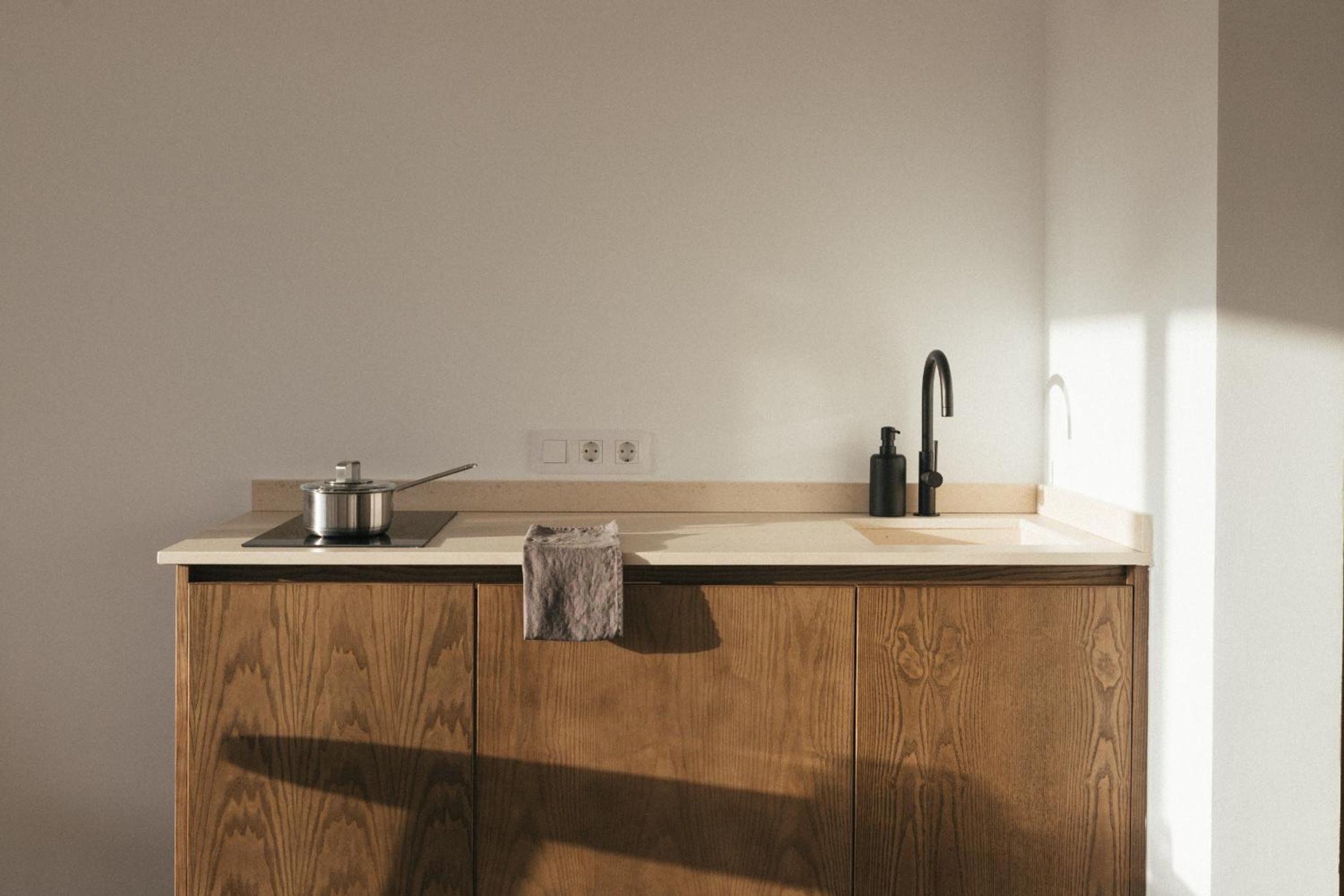 Alava Suites photo 4