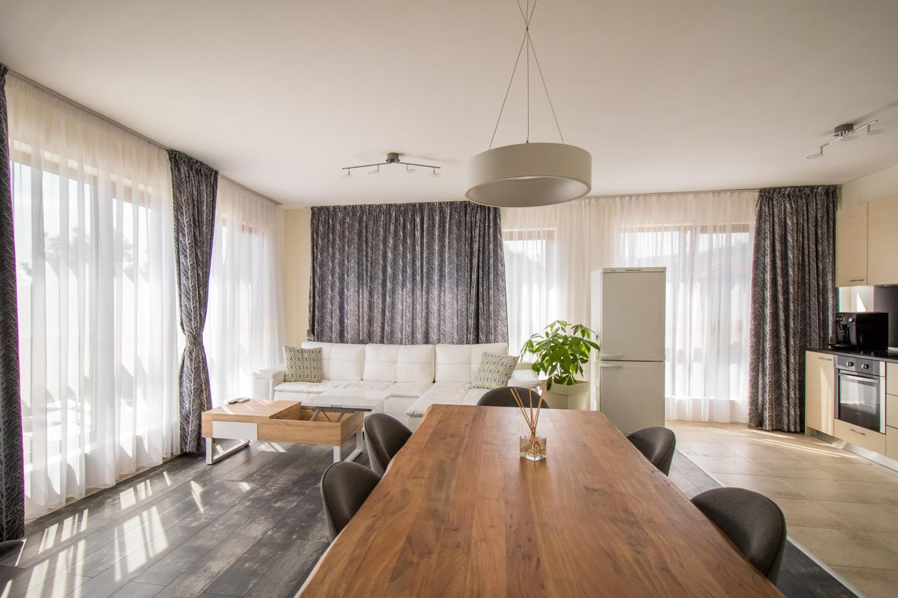 Penthouse at White Cliffs