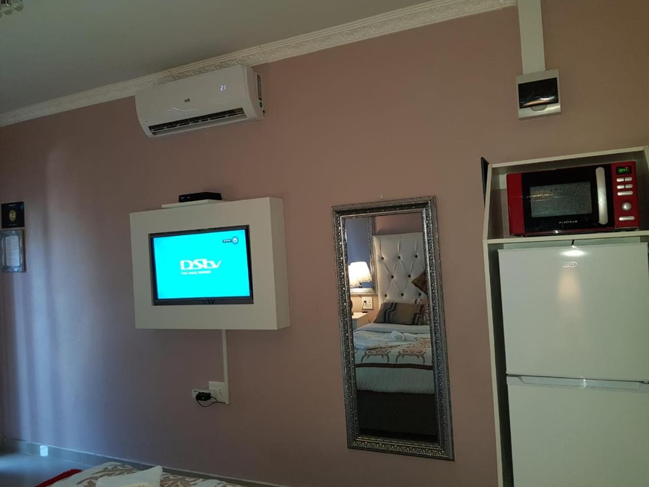 RJs Guesthouse
