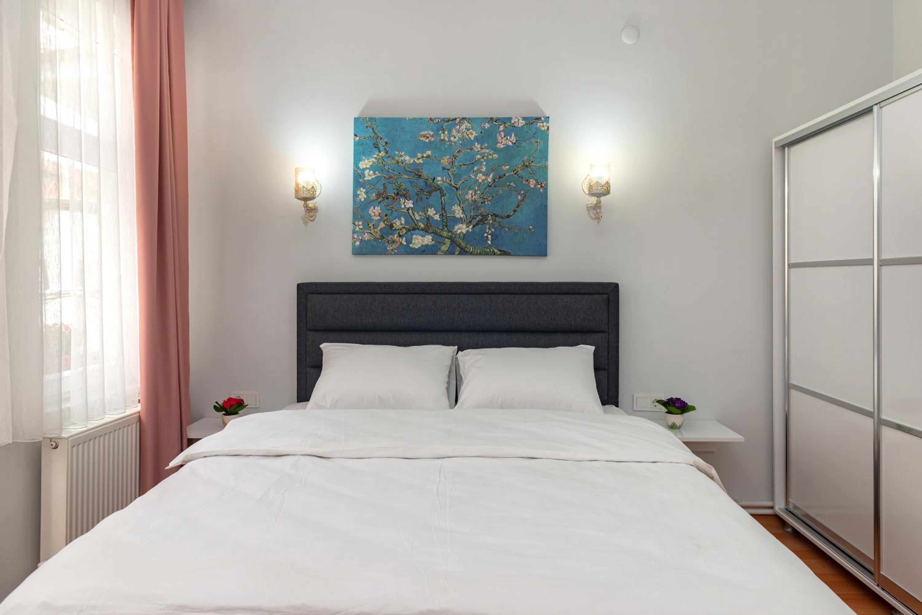 Dualis Hotel - Image 29