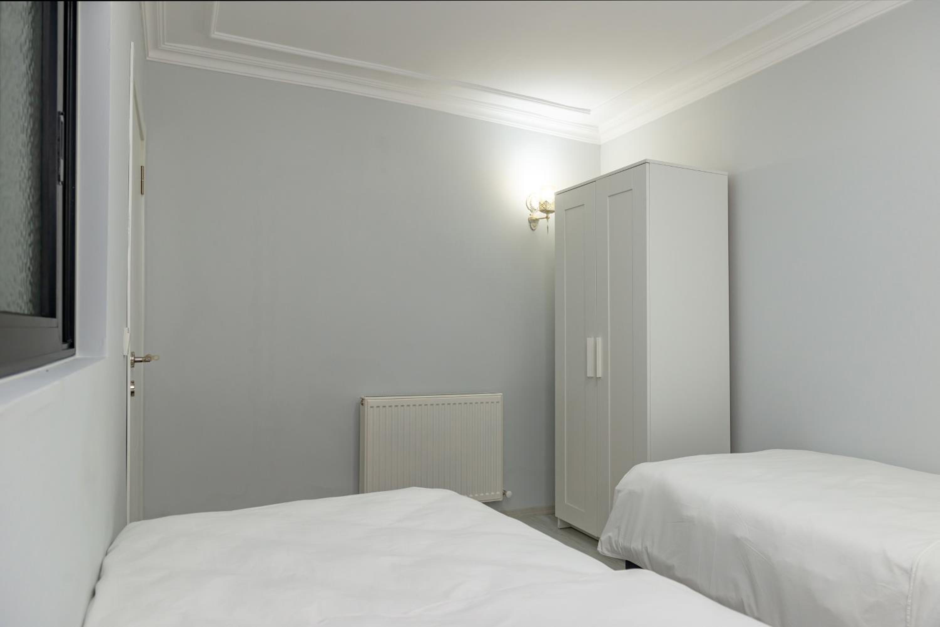 Dualis Hotel - Image 10