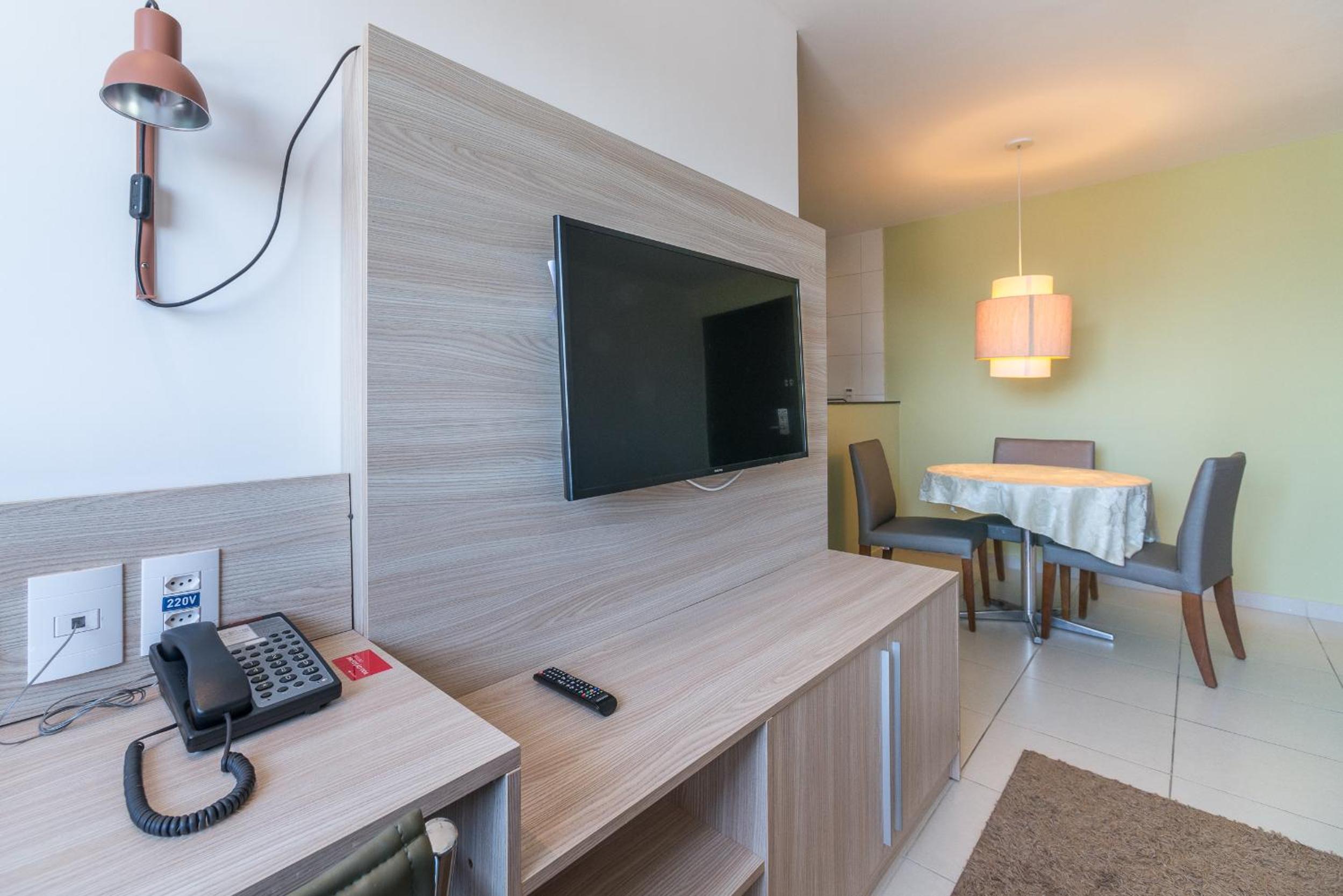 Excelente Flat em Boa Viagem 2 quartos Beach Class Ideal para Família ou Viagens de Negócio NOB2104