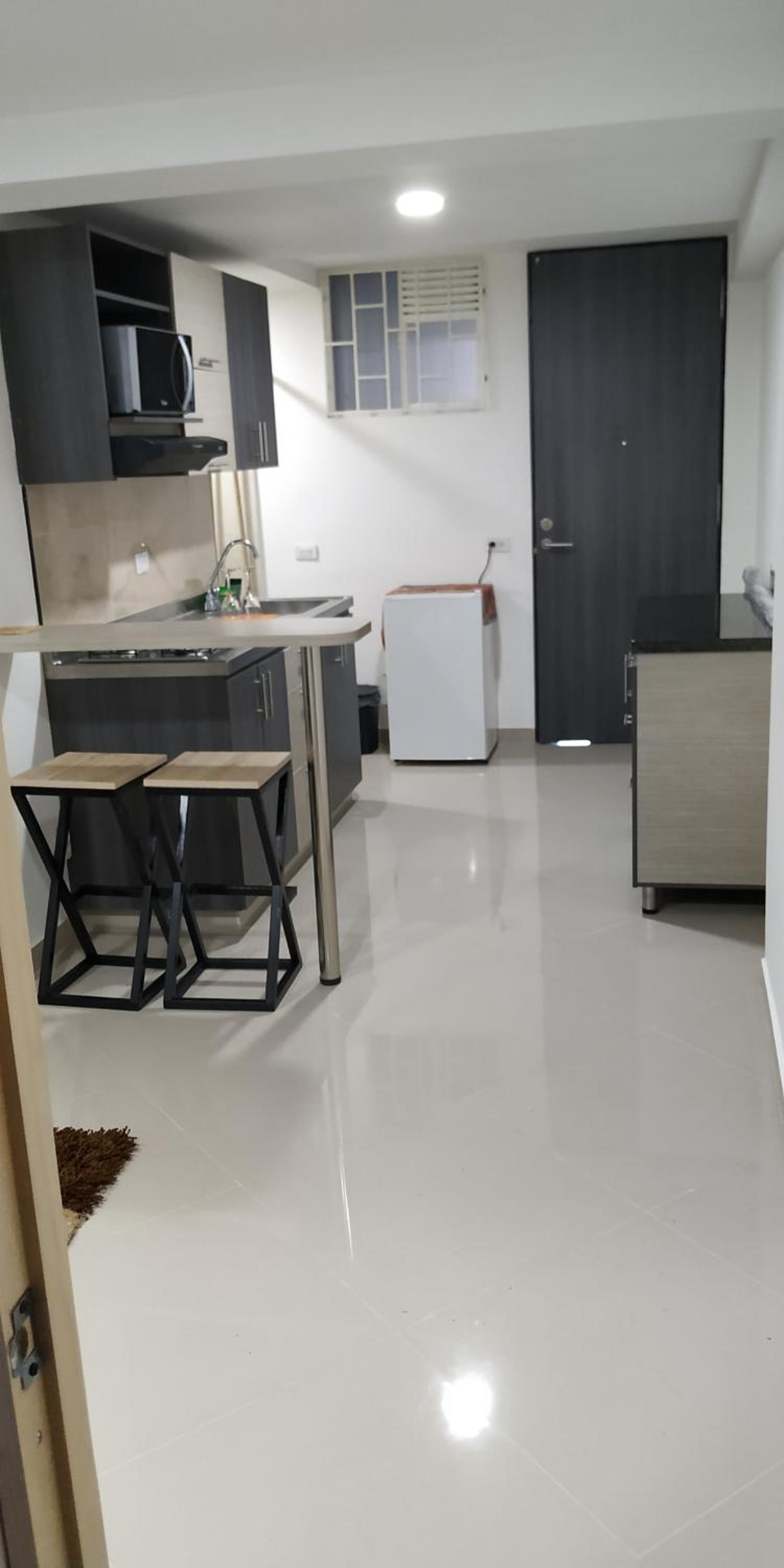 Hermoso Apartaestudio centro de Medellín view 3