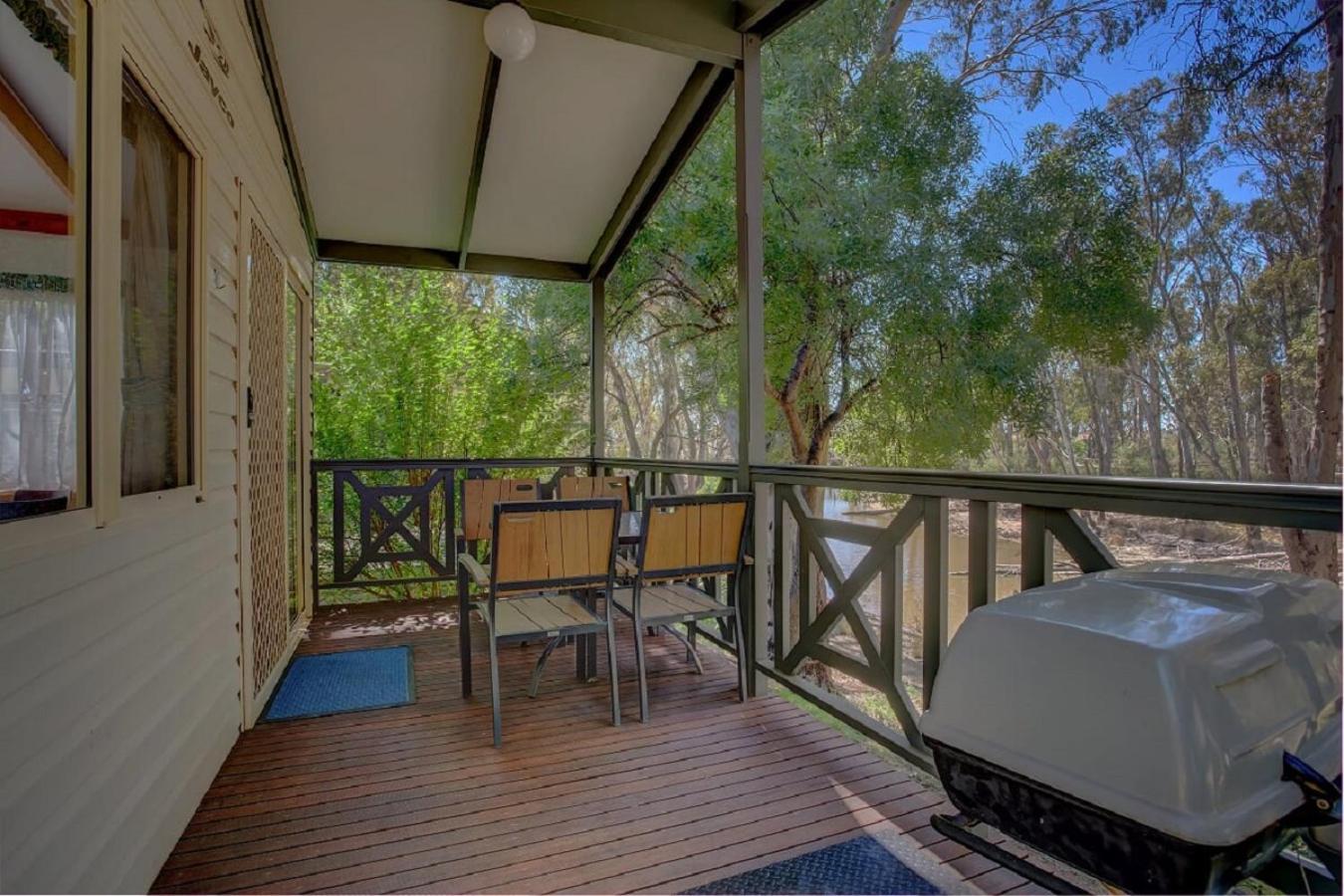 Moama Riverside Holiday Park