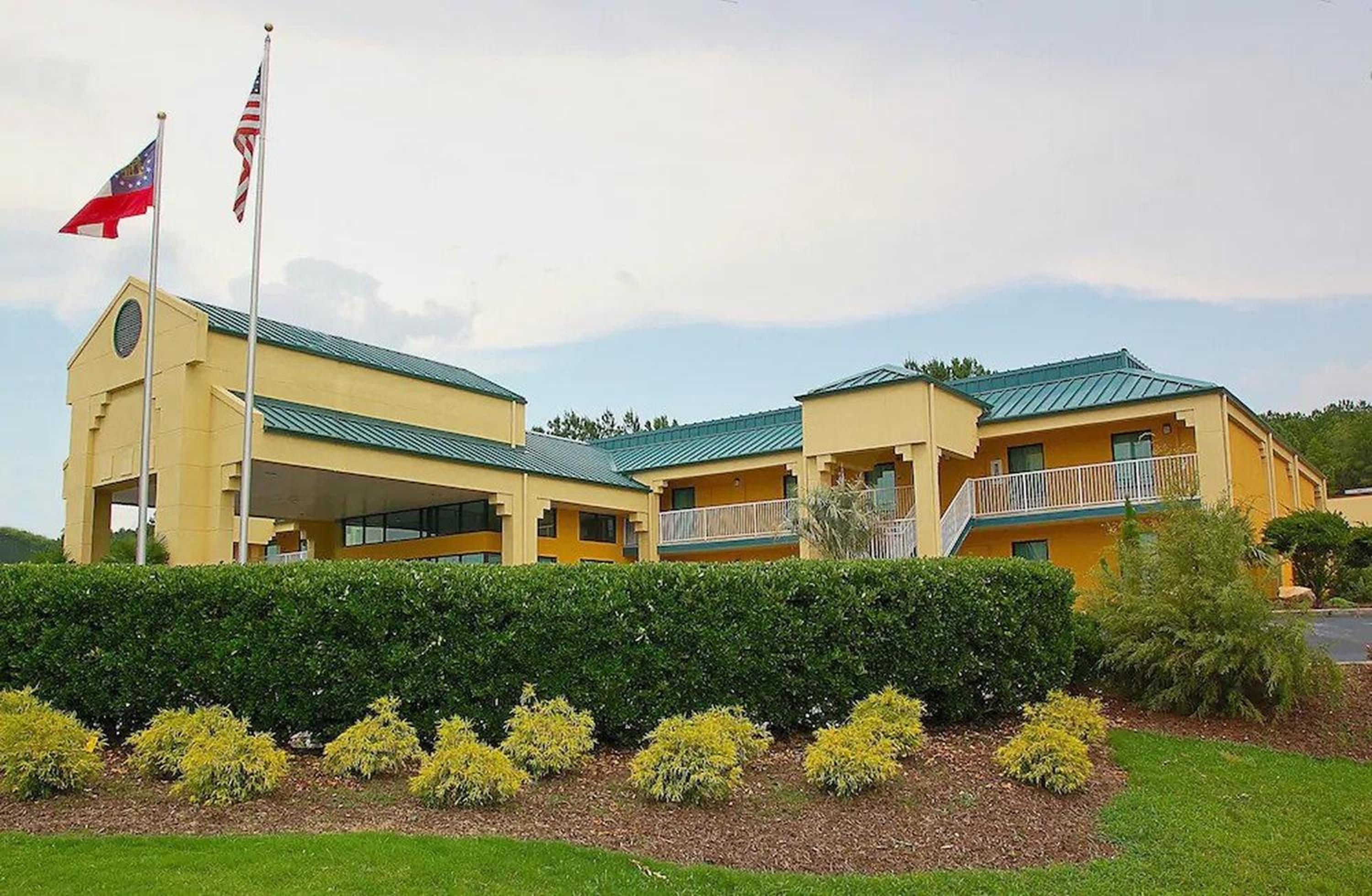 Milledgeville Vacations - Welcome Inn - Property Image 1